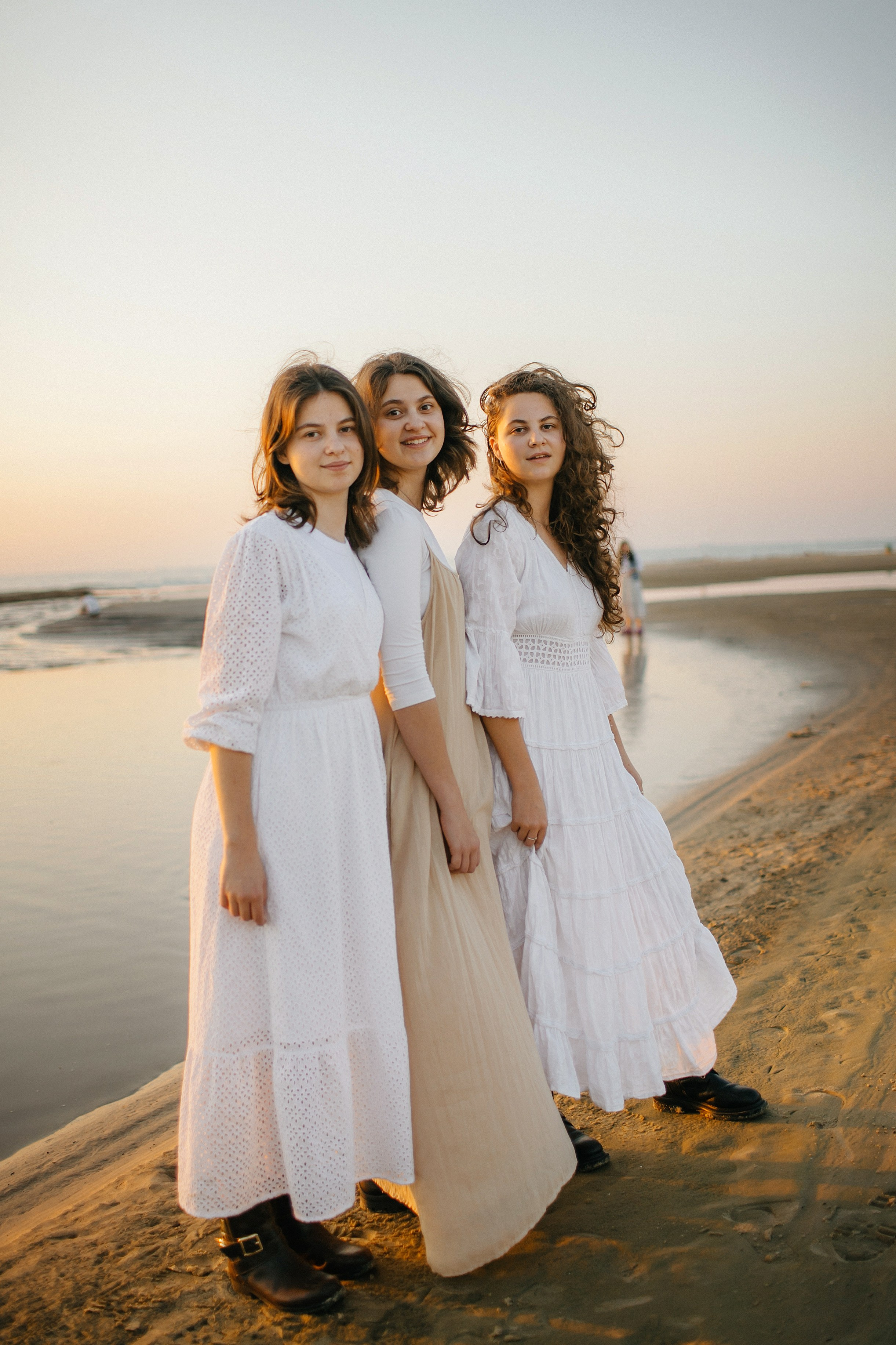 3 sisters Netanya. Family photographer in Israel