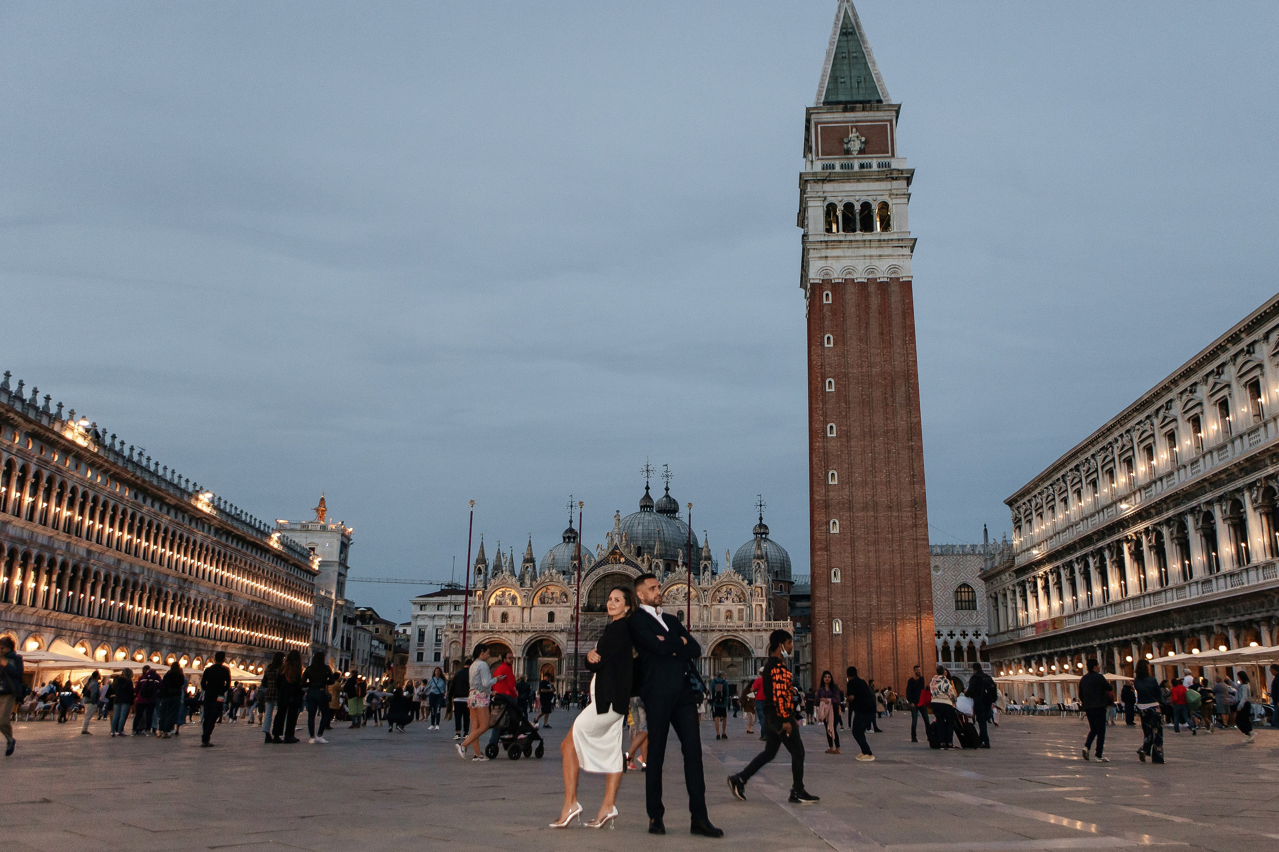 Love story in night Venice
