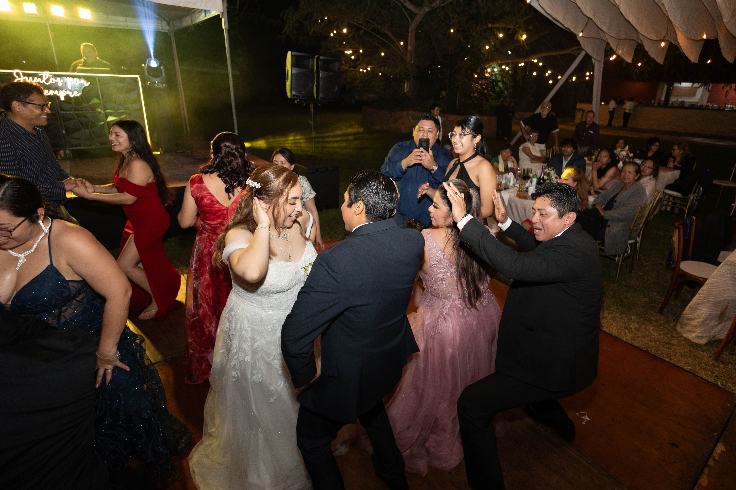 Diana y Ricardo. Eduardo Barrientos Fotografía
