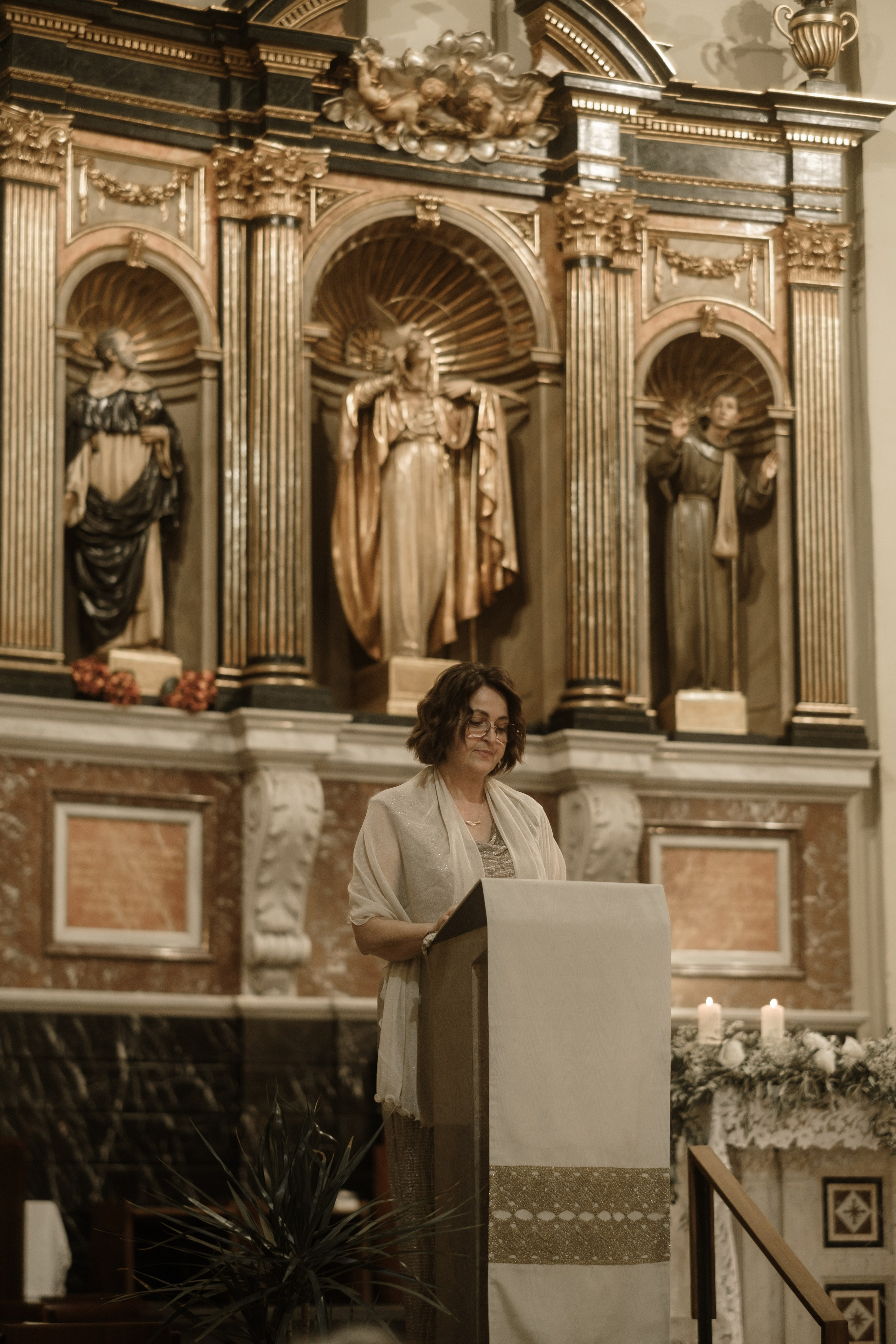 Svetlana & Alman. Monestir Sant Salvi. Paola fotógrafo / videografo de bodas en Barcelona