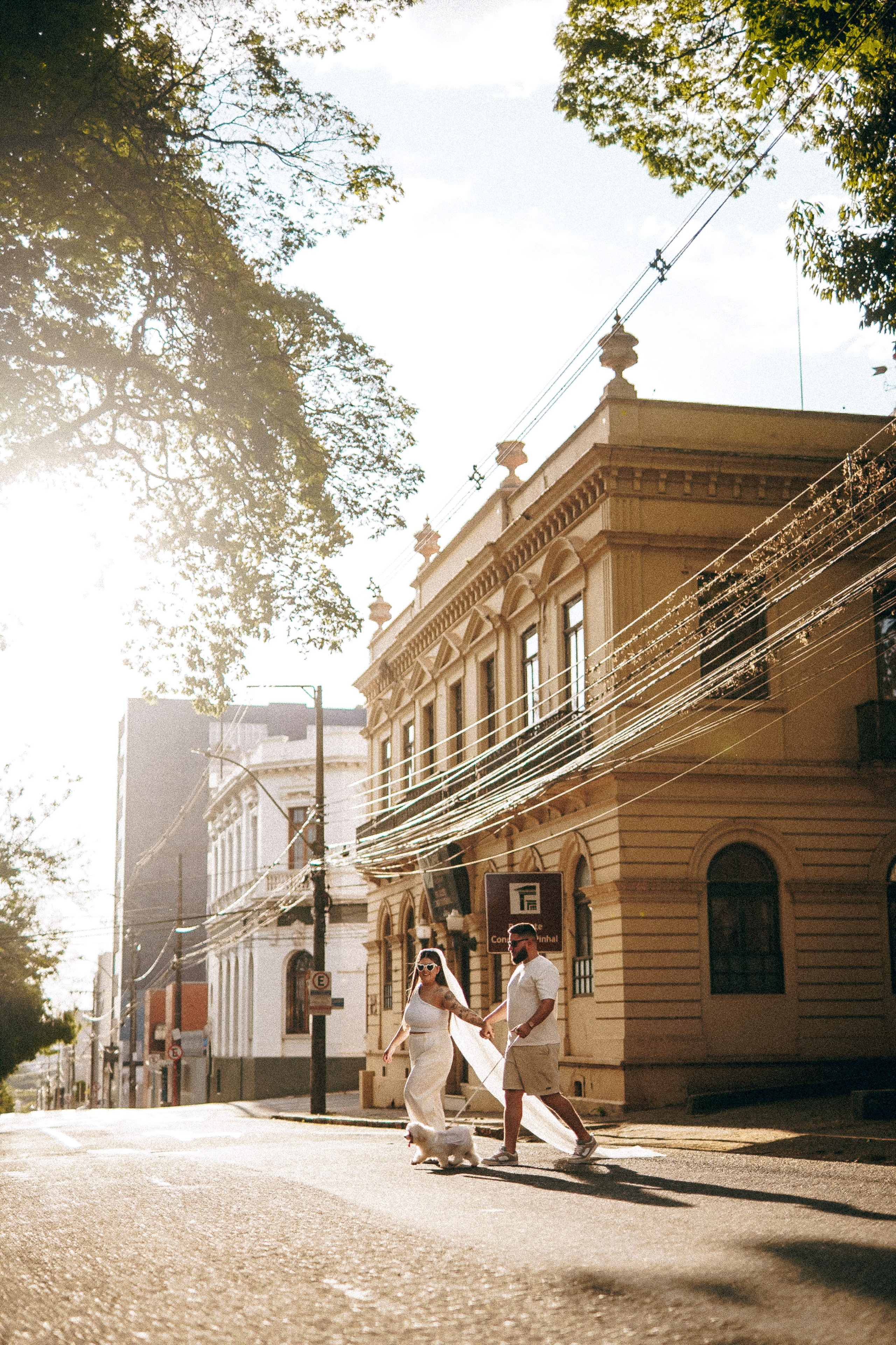 Pré Wedding — Laysla e Bruno (Urbano). Fotógrafo de casamento e Filmmaker de casamento