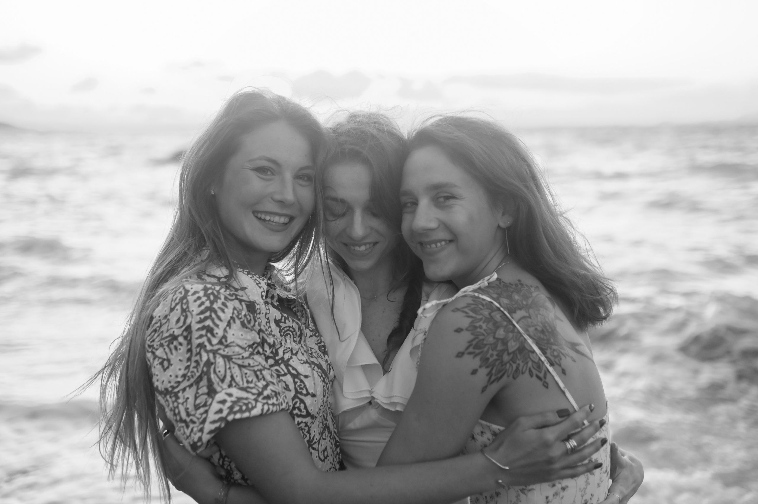 Friends Photoshoot in Rhodes. Photographer in Rhodes Island