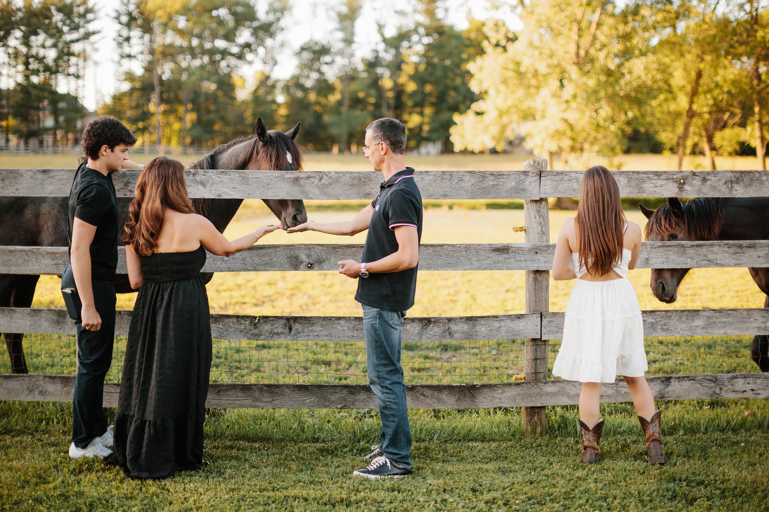 30.05.24 Family Photoshoot. Wedding family event photographer in Chicago Nick Yushevich