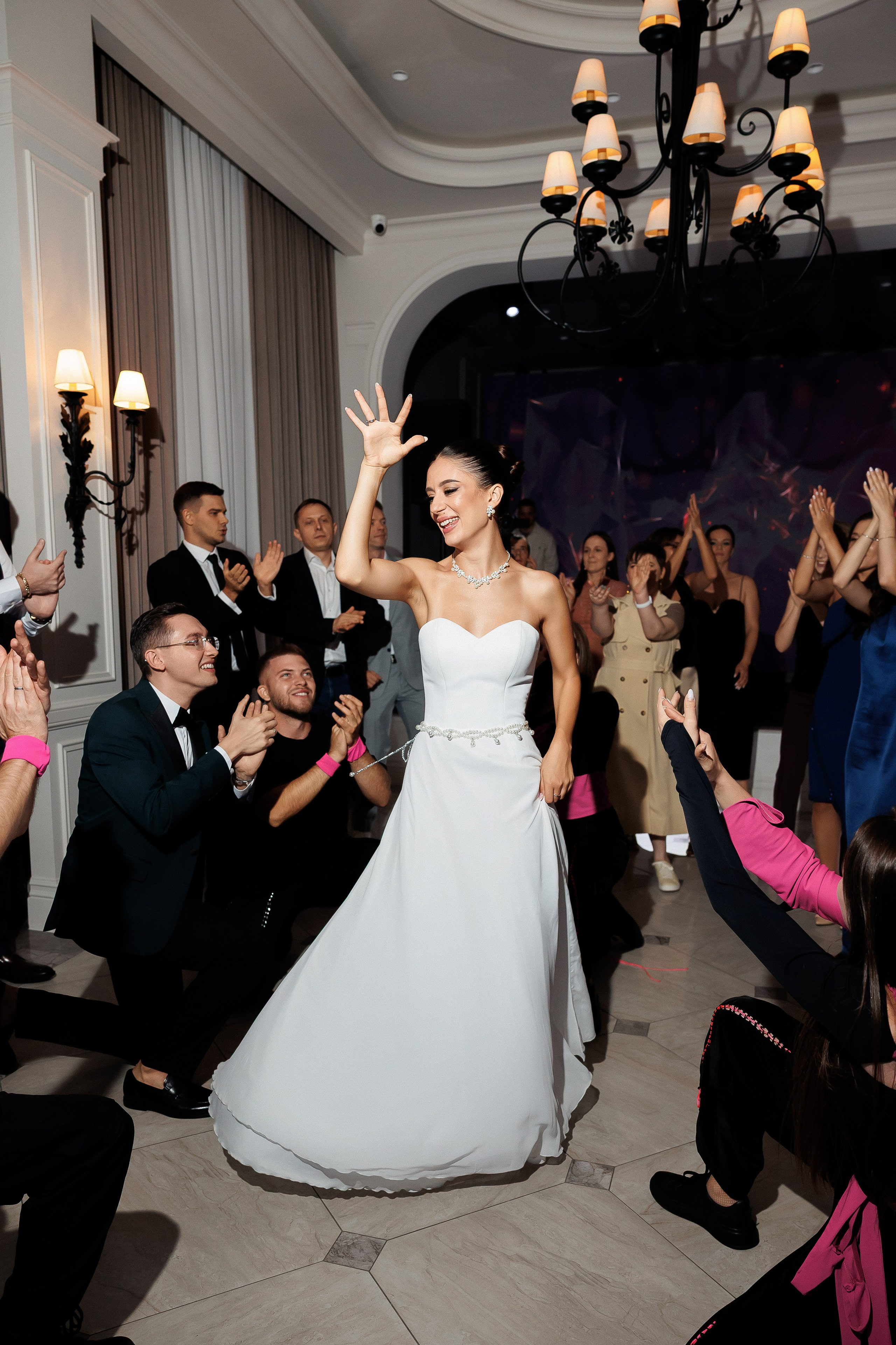 Serghei & Erica — Queen Residence. Servicii Foto și Video 067188353