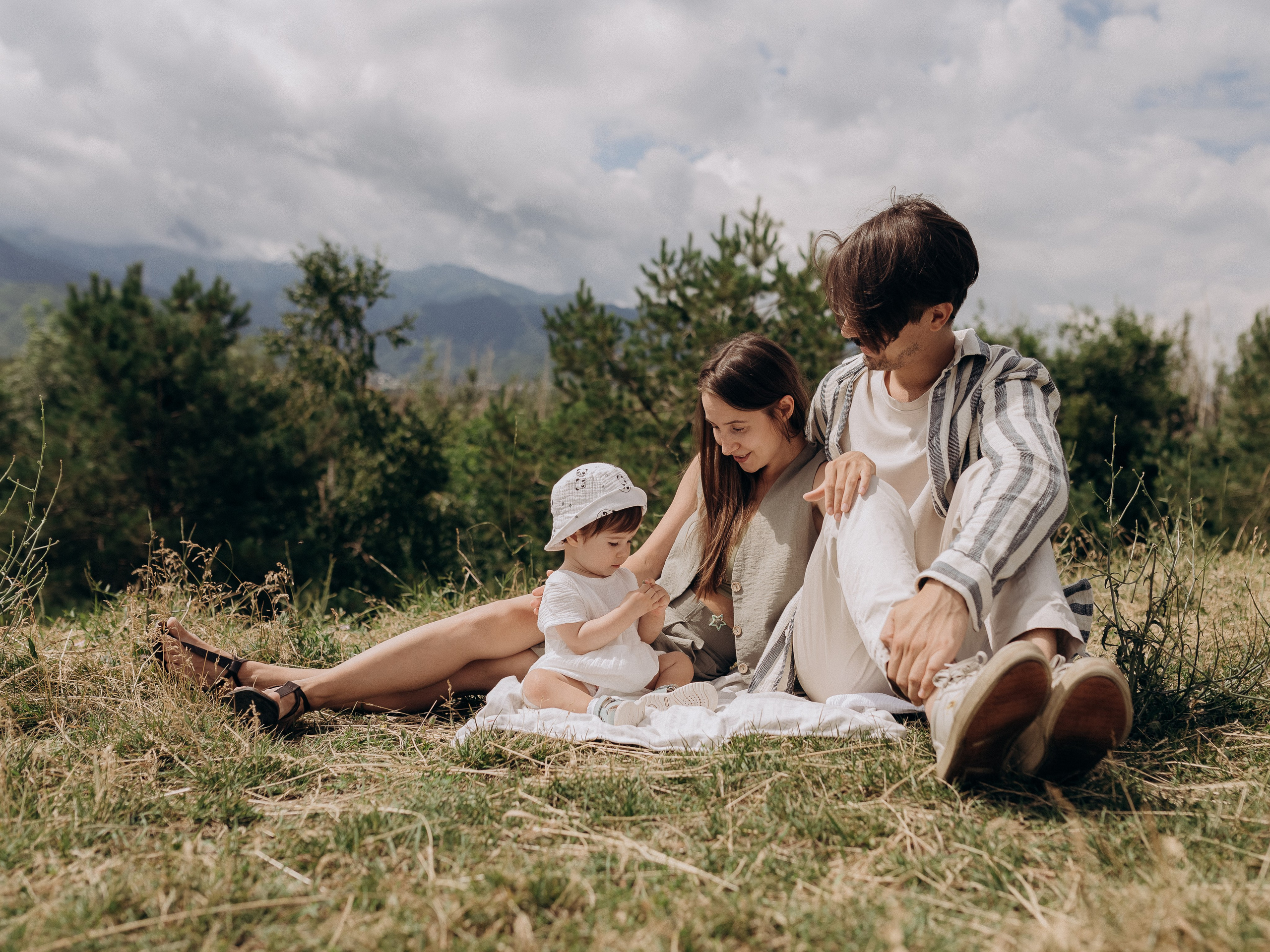 Ульяне годик. Индивидуальный и love story фотограф в Алматы Шарычева Ирина