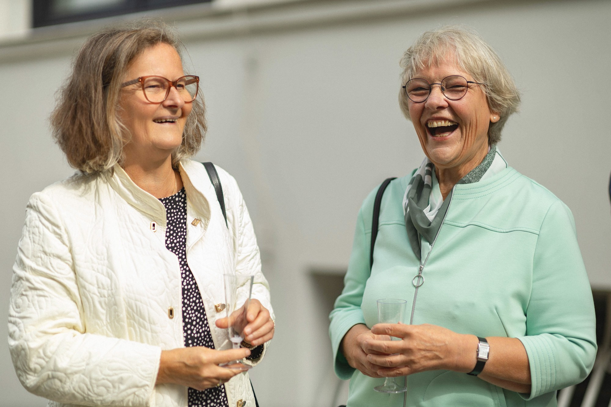 Magische Hochzeitsblicke: Simone und Mattias