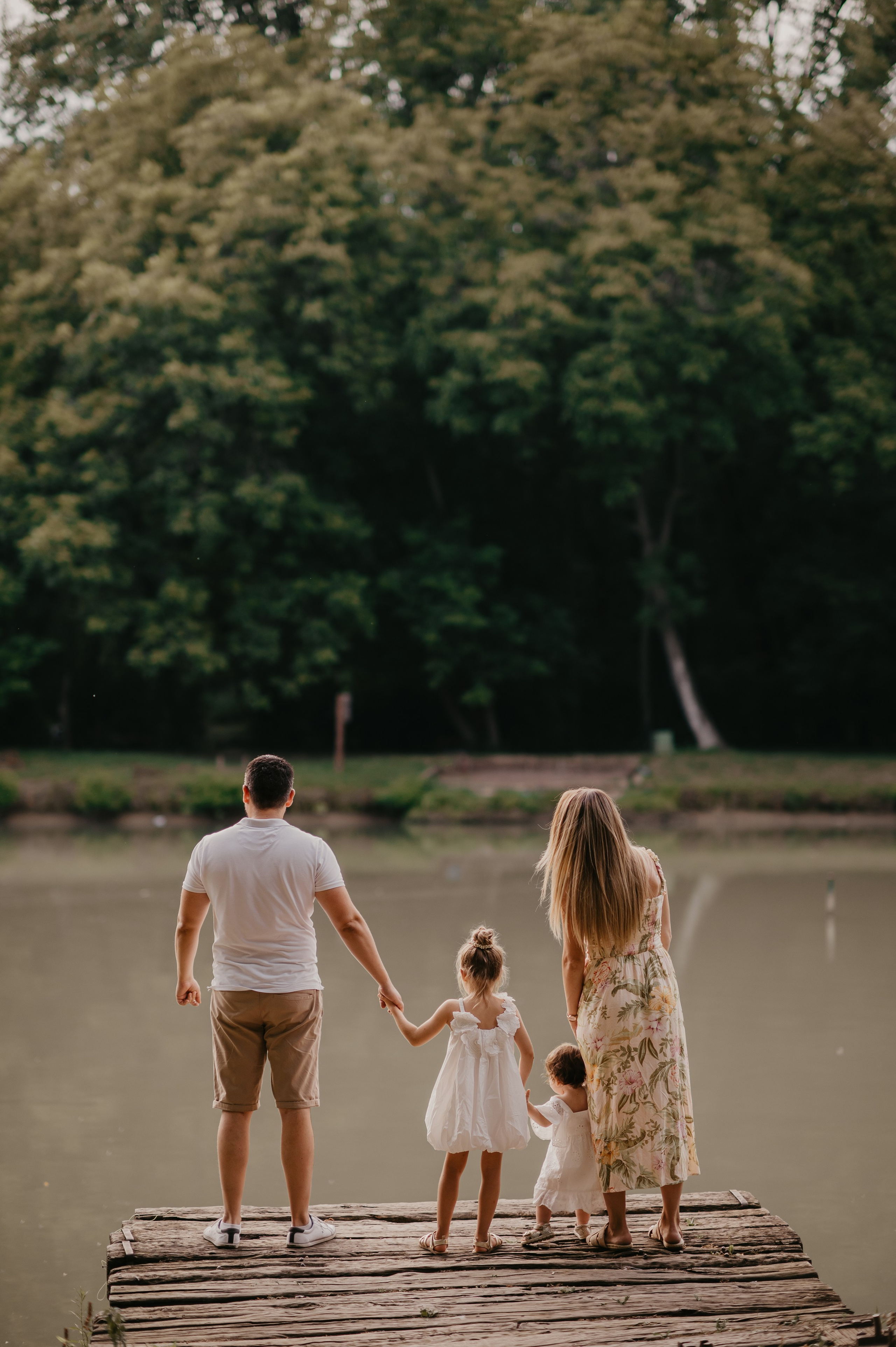 Ada Safari. Ana Sladojevic