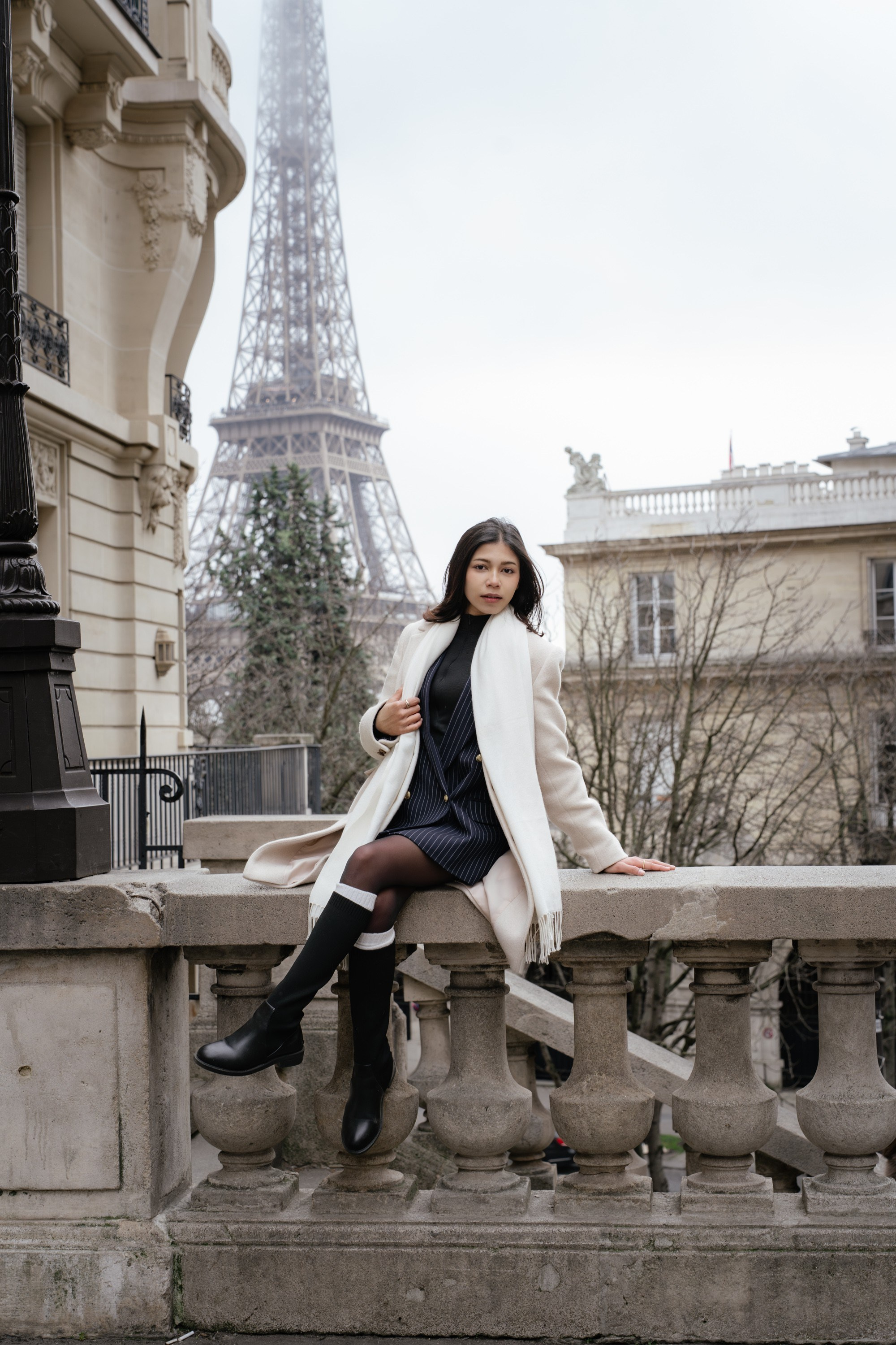 Solo Portrait Session: Louvre & Eiffel Tower. Paris Photographer & Videographer