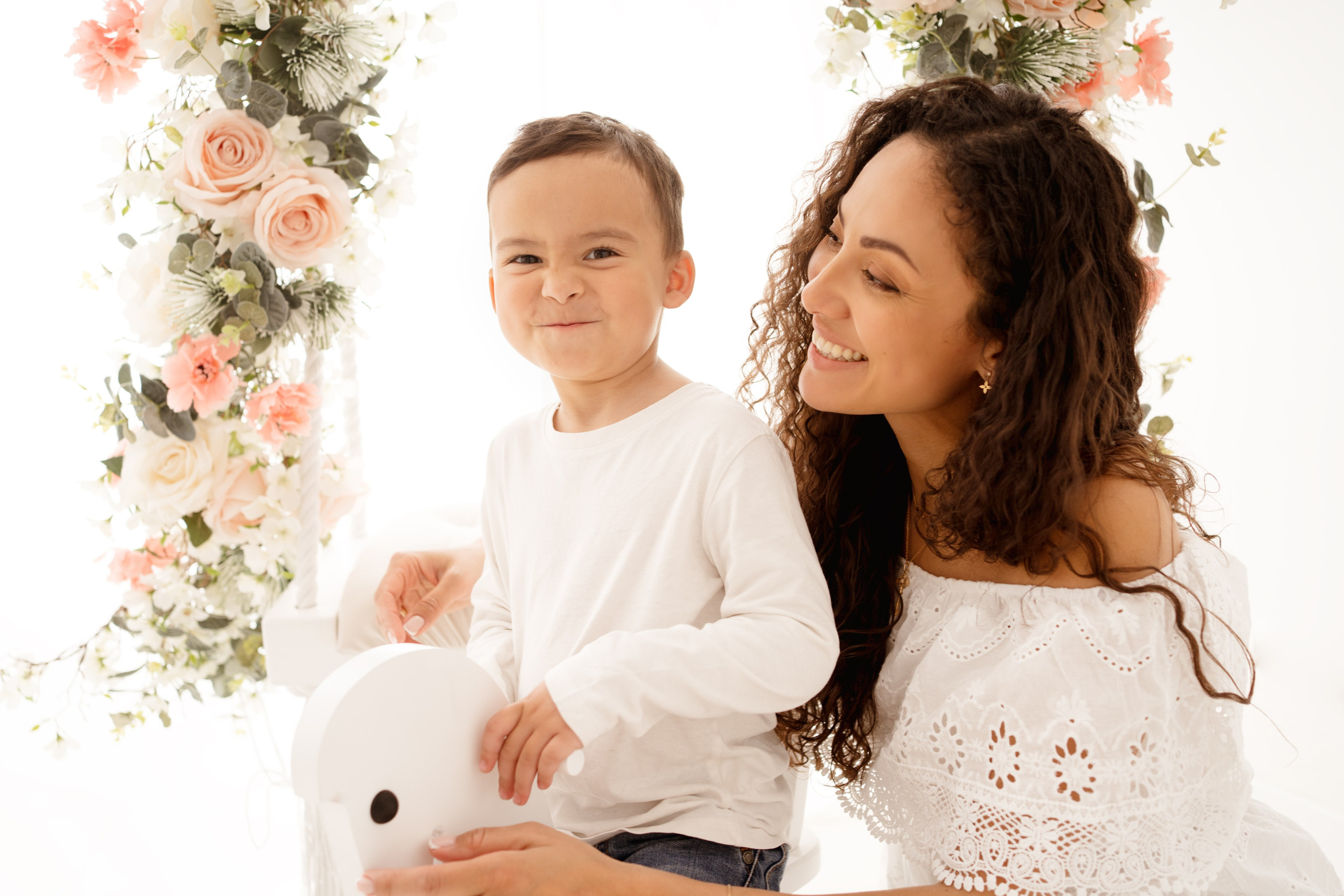 Fotografia rodzinna w Łodzi. Fotograf Łódź. Sesja noworodkowa, ciążowa.