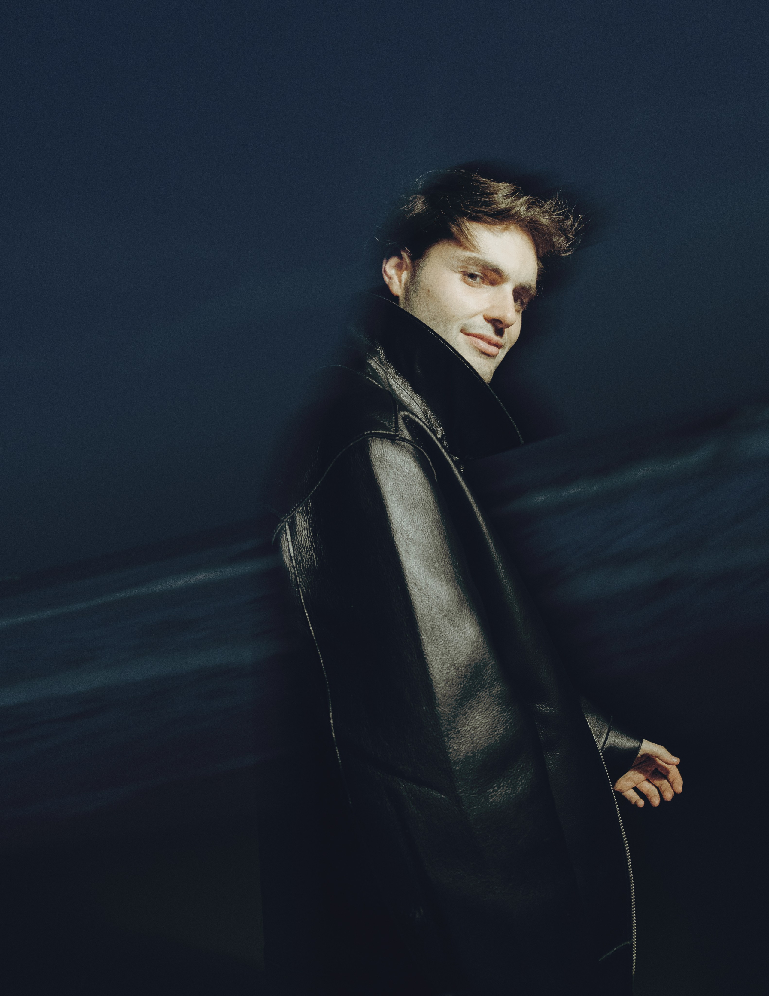 Портретная фотосессия Jaime Medina в дюнах в Гуардамаре