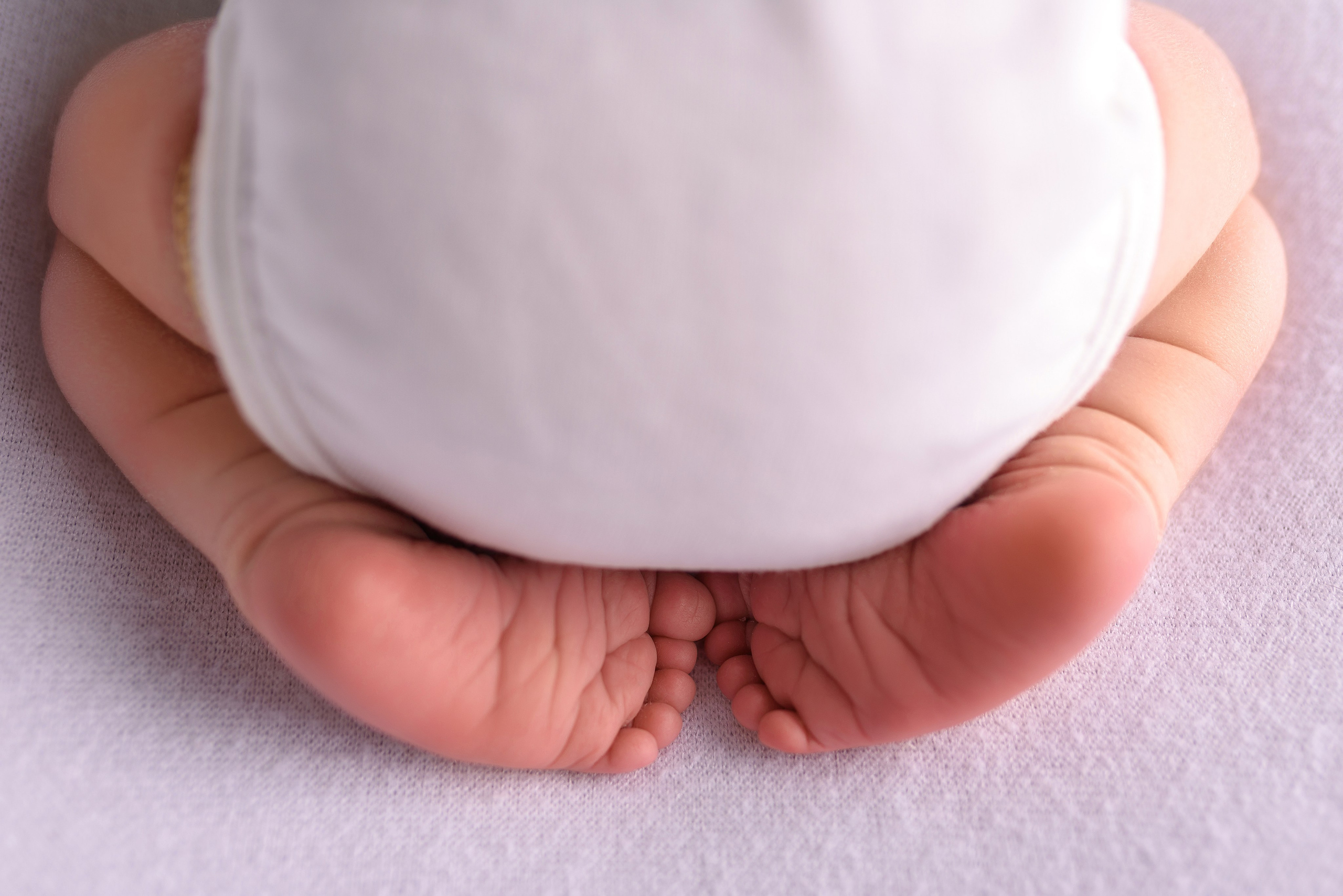 Съёмка в стиле life-style с элементами newborn от 0 до 12 мес. Семейный фотограф и фотограф новорожденных в Вильнюсе Ирина Беленкевич