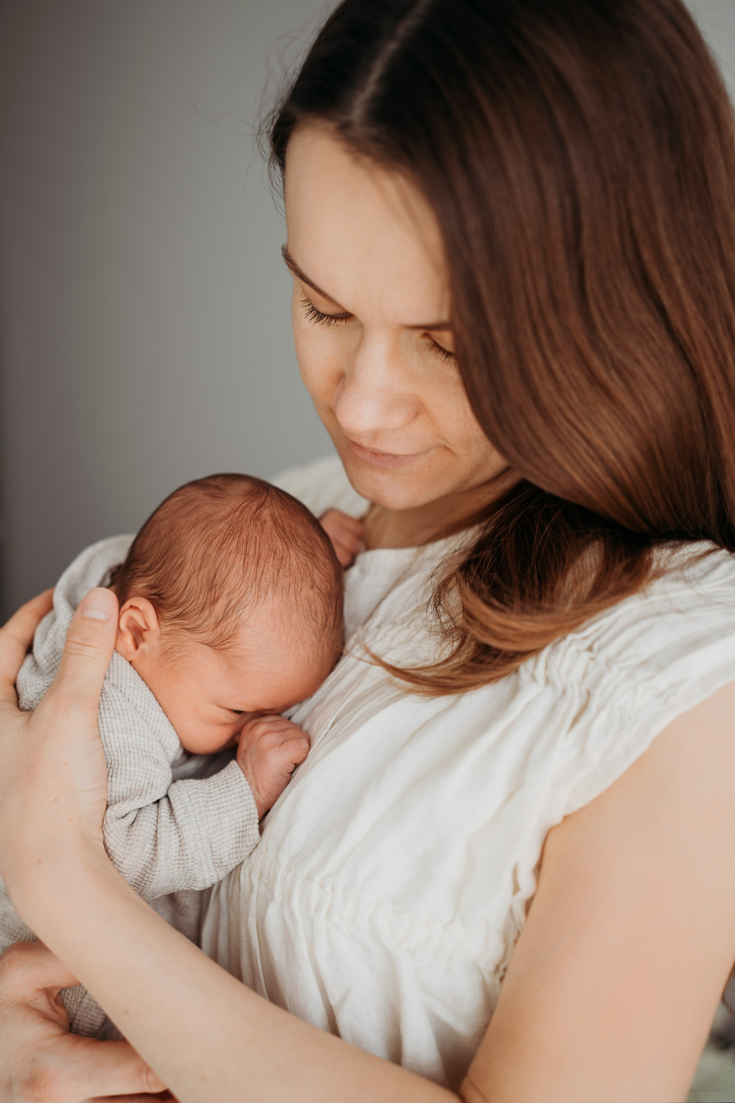 Лео и Соня (10 дней и 5 лет). Фотограф новорожденных и детей первого года Евгения Михалькевич