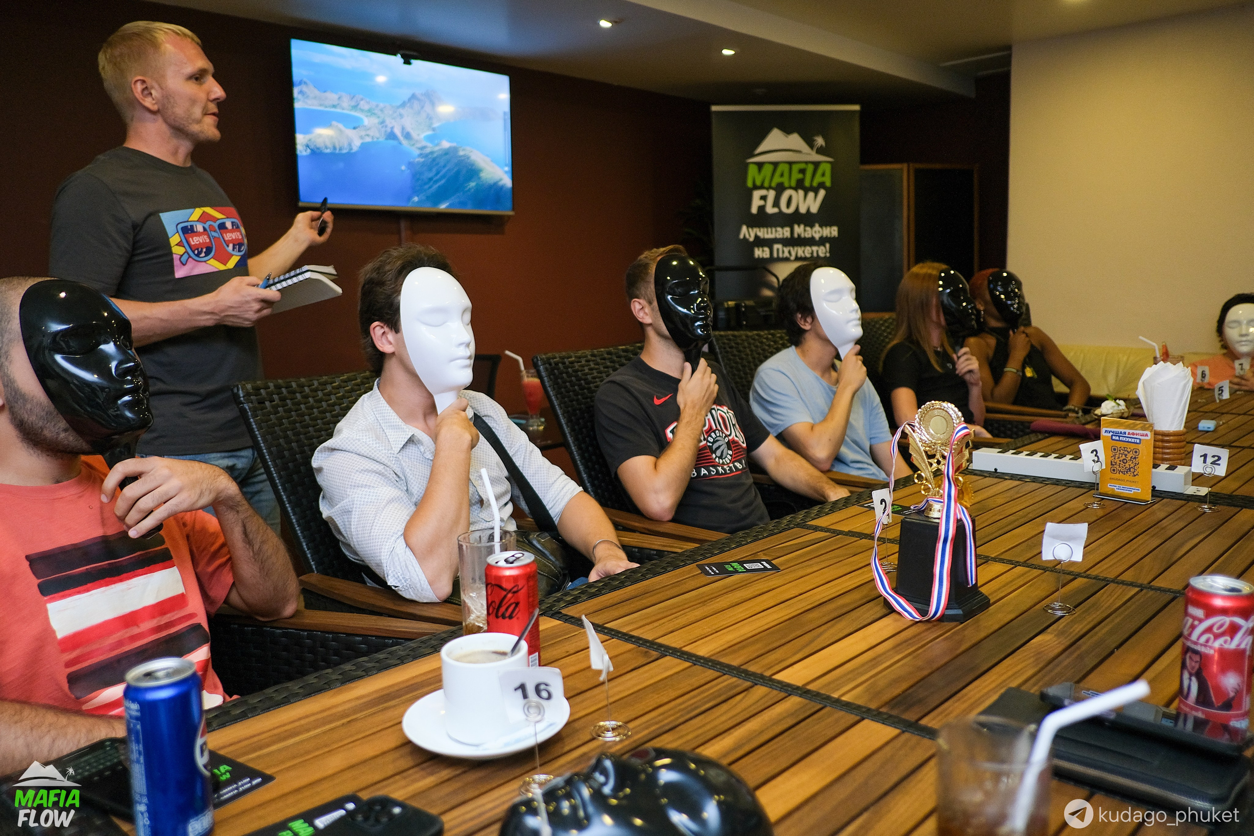 Игра Mafia | Фоторепортаж | Афиша | DAVAYSXODIM.com PHUKET. АФИША|ФОТОРЕПОРТАЖИ|ИВЕНТЫ|ПХУКЕТ