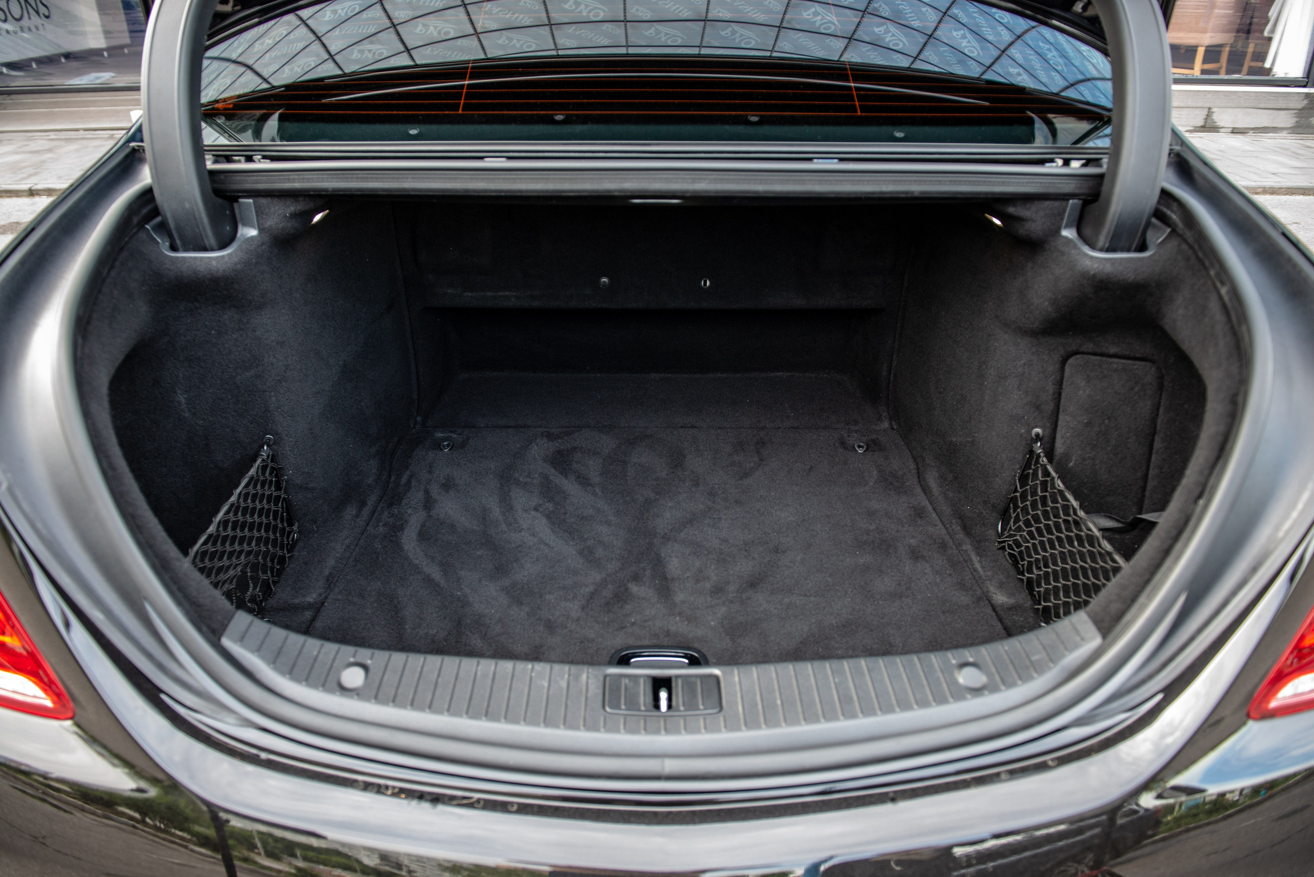 Фотосъемка Mercedes Benz S500 для продажи. ФОТОГРАФ МЕКСИКА КИНТАНА-РОО