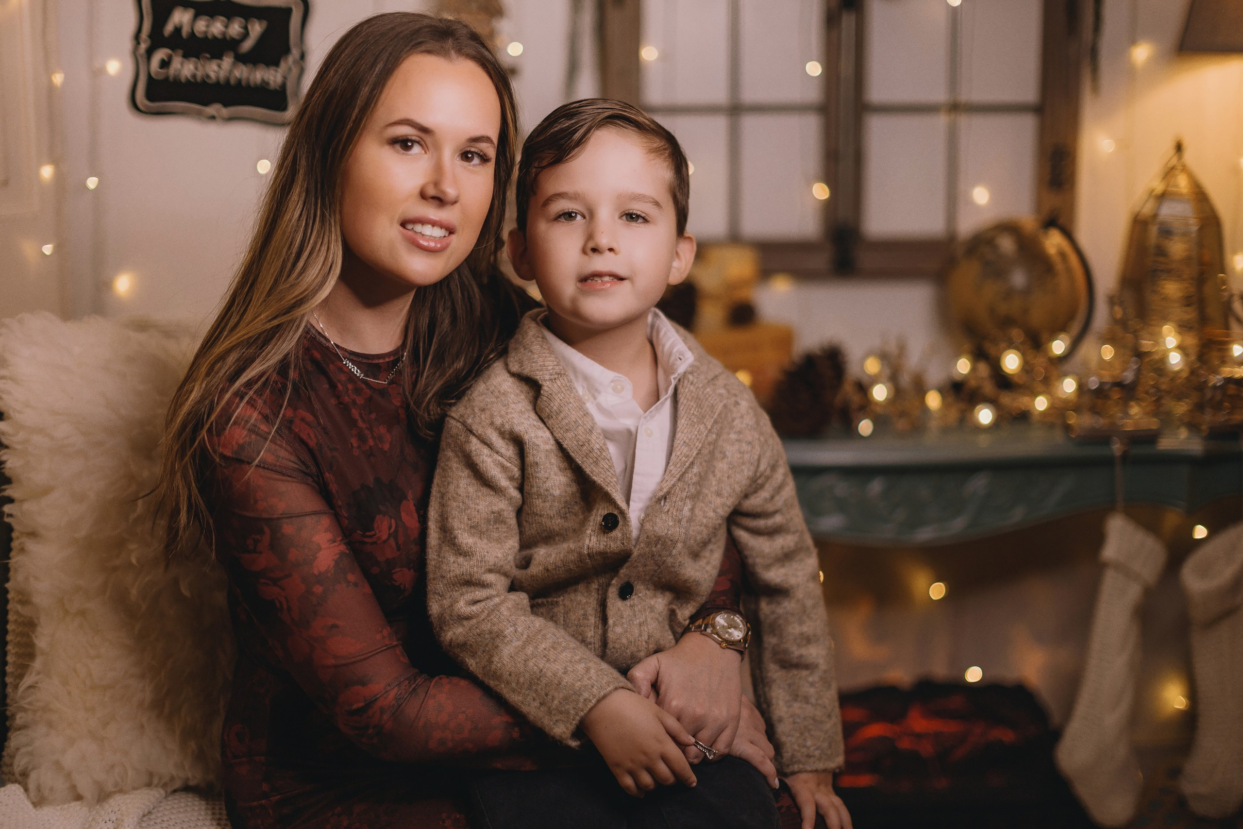 11.16.2025 Christmas Photoshoot. Wedding family event photographer in Chicago Nick Yushevich