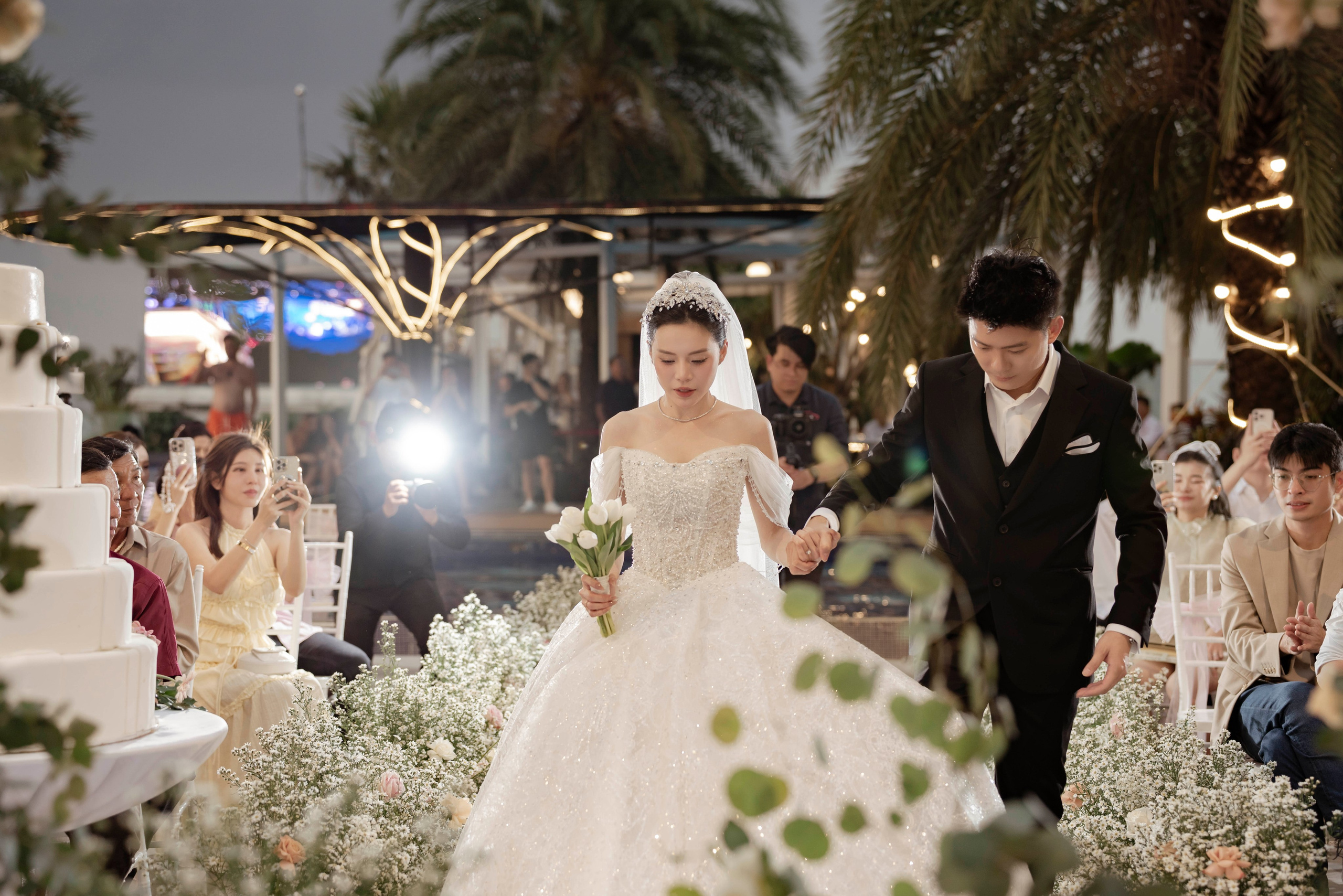 KYWU & NHI. WEDDING PHOTOGRAPHER IN VIETNAM