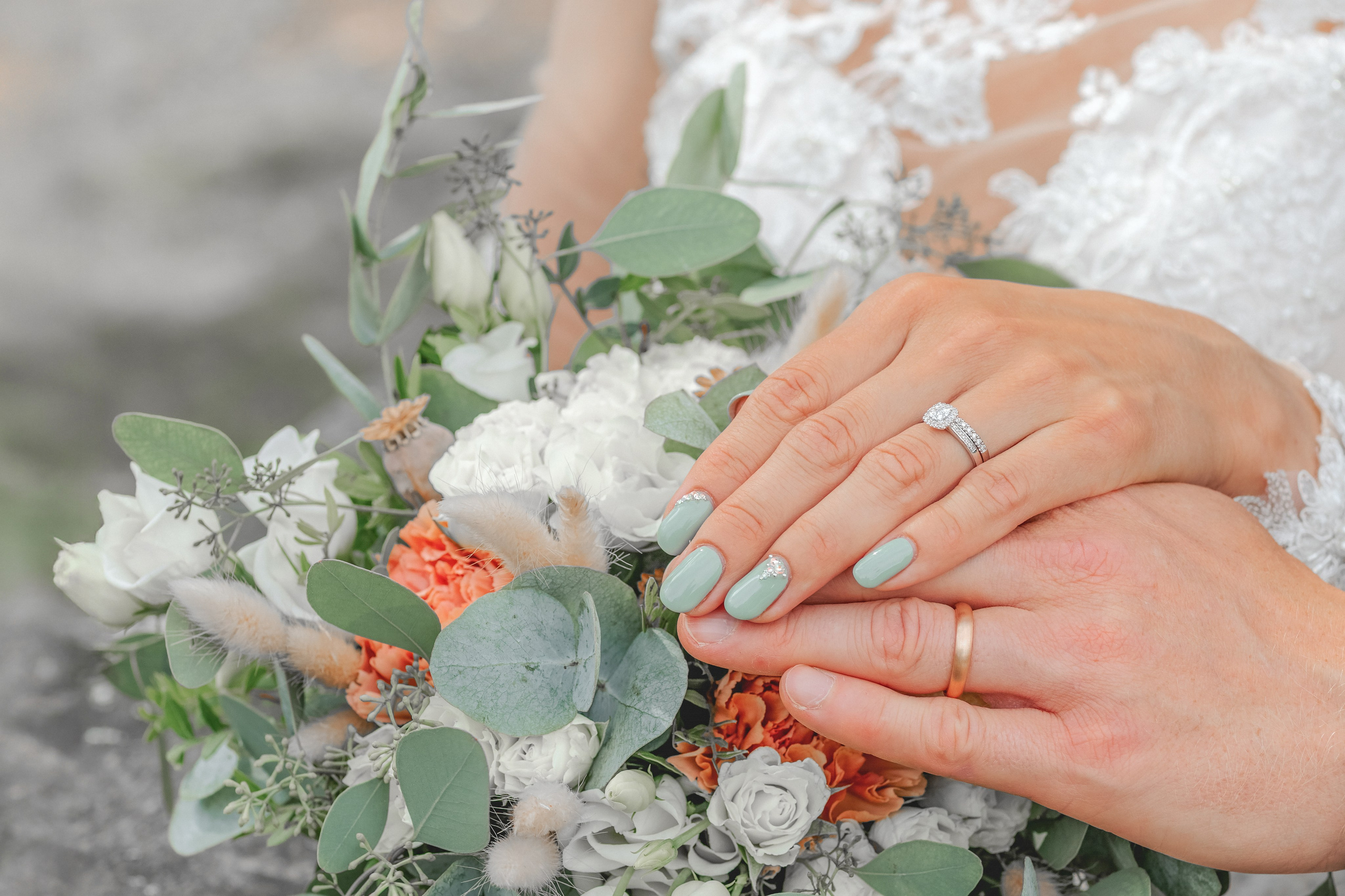 Hääkuvaus. Valokuvausta Helsingissä, Uudella Maalla ja muualla Suomessa. Olen valokuvaaja, joka kuvaa hääkuvia ja tapahtumia