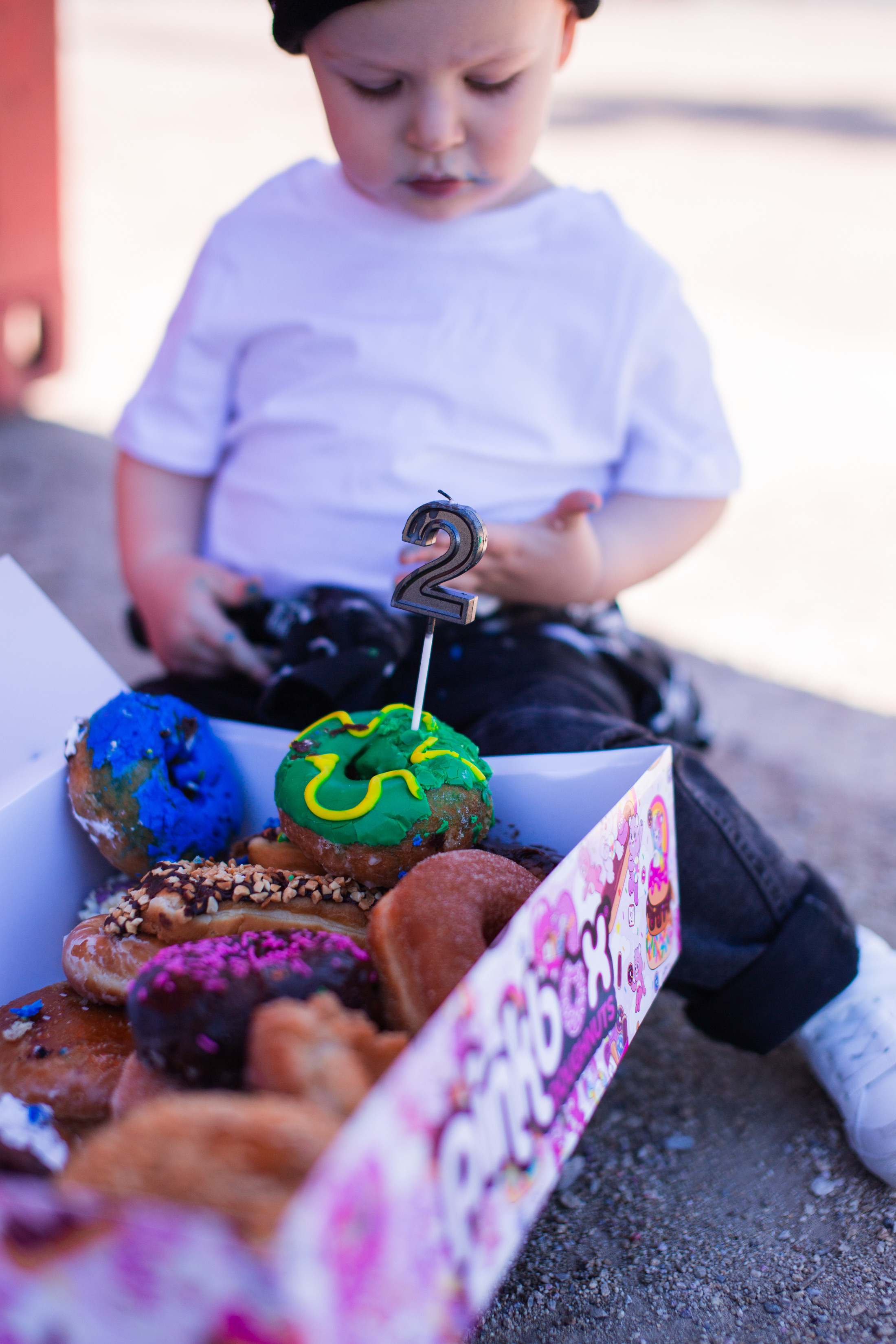 Birthday boy. Wedding & elopement photographer Viktoriya Kravtsov. Las Vegas