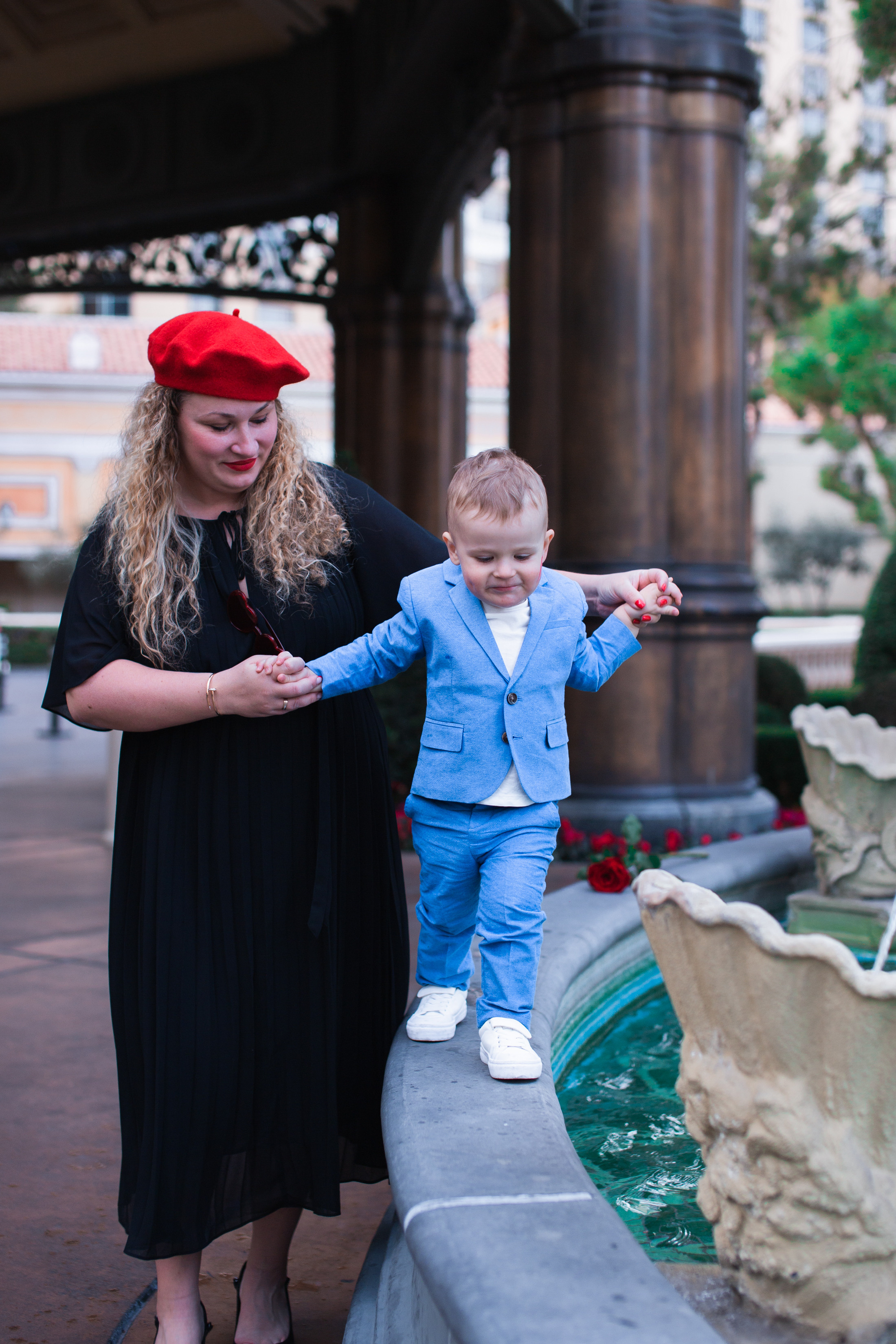 Yulia&Robert. Valentine’s Day. Wedding & elopement photographer Viktoriya Kravtsov. Las Vegas