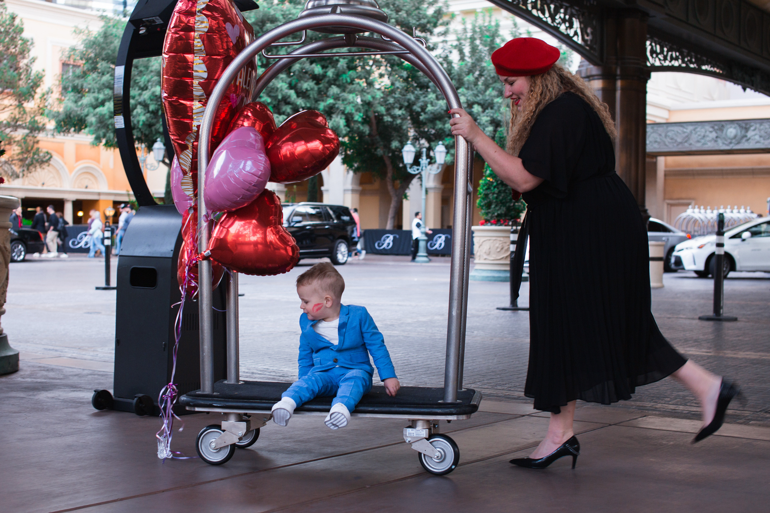 Yulia&Robert. Valentine’s Day. Wedding & elopement photographer Viktoriya Kravtsov. Las Vegas