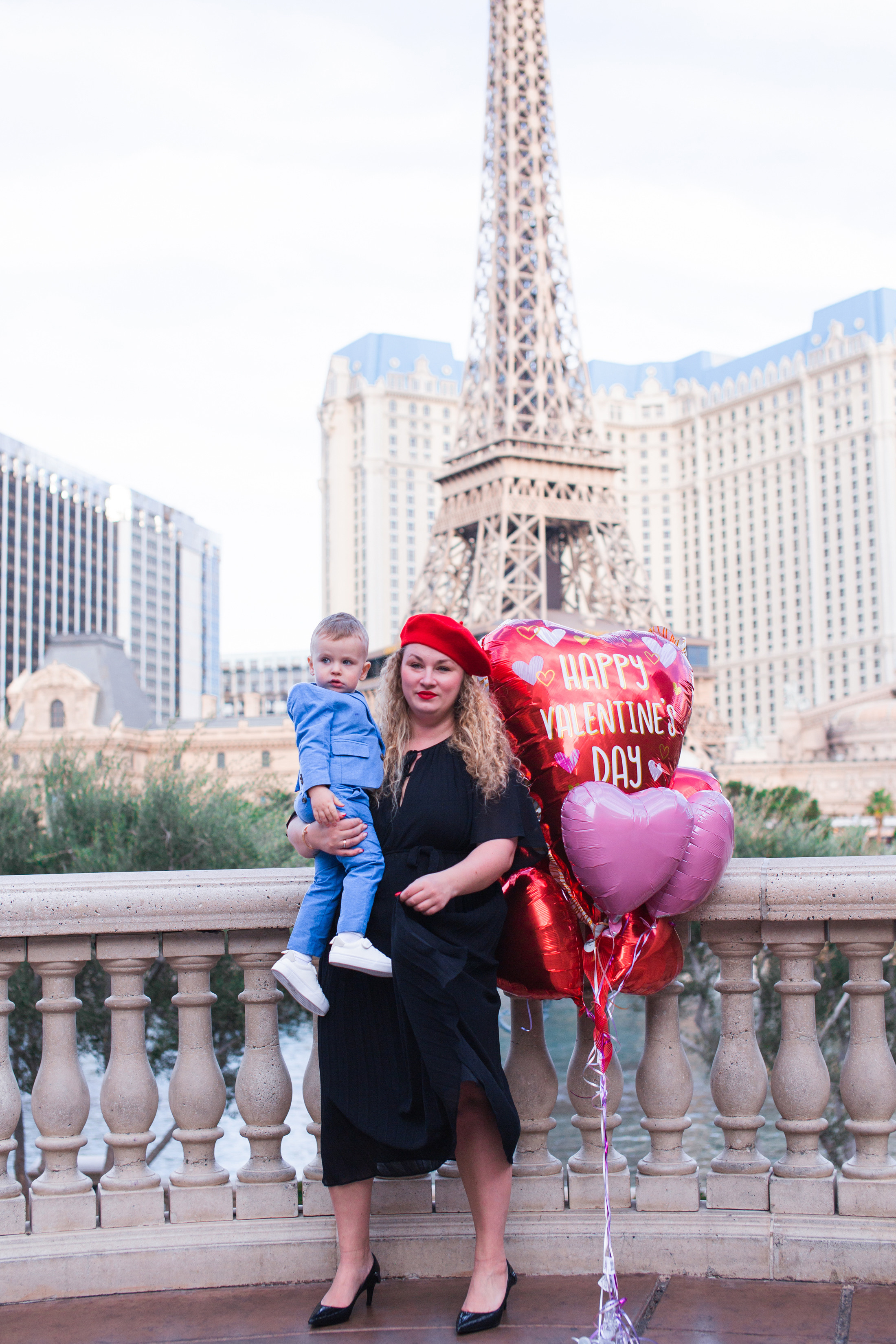 Yulia&Robert. Valentine’s Day. Wedding & elopement photographer Viktoriya Kravtsov. Las Vegas