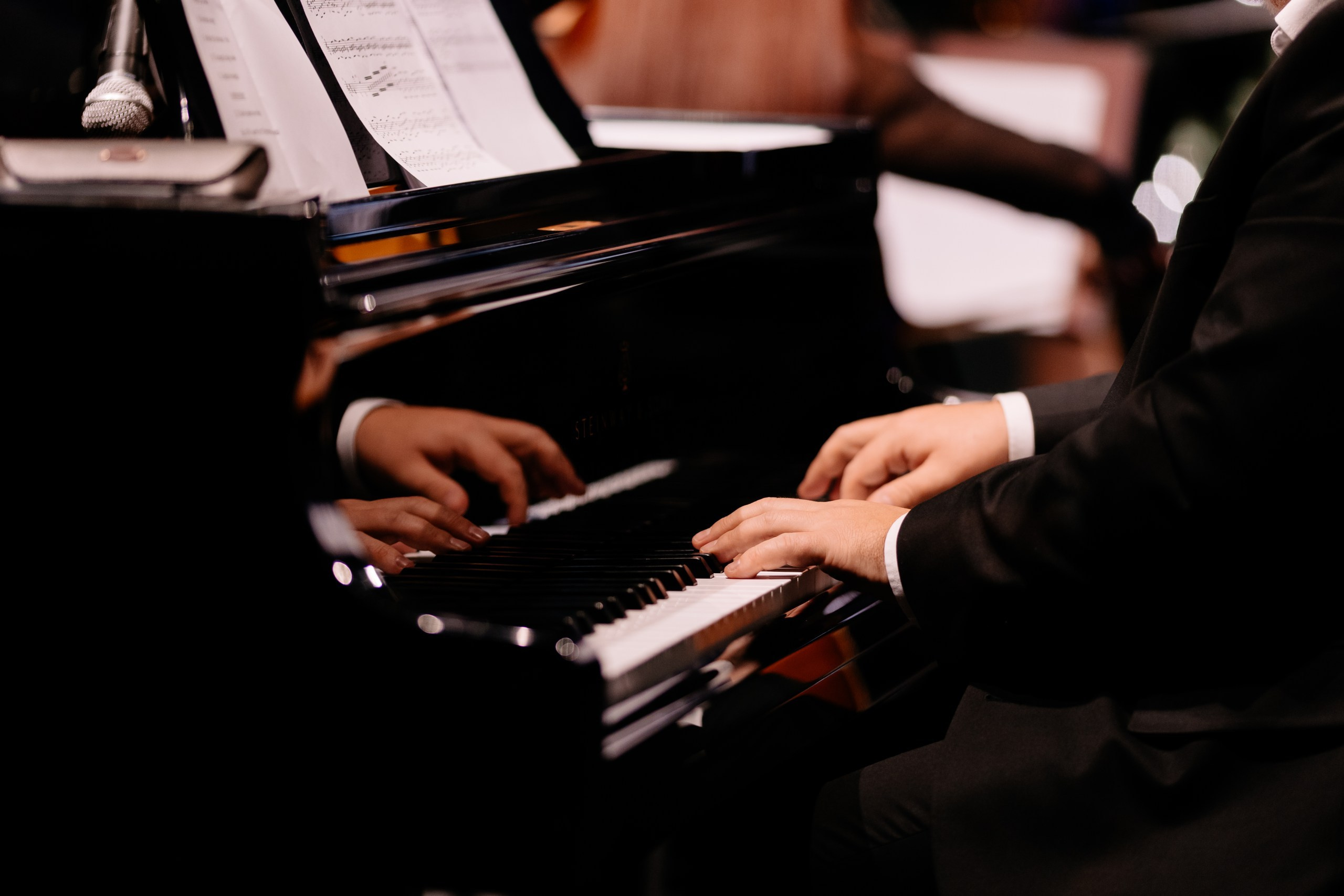 Opera Leśna. Fotograf Ślubny Warszawa - Sesje Biznesowe Rodzinne Eventy