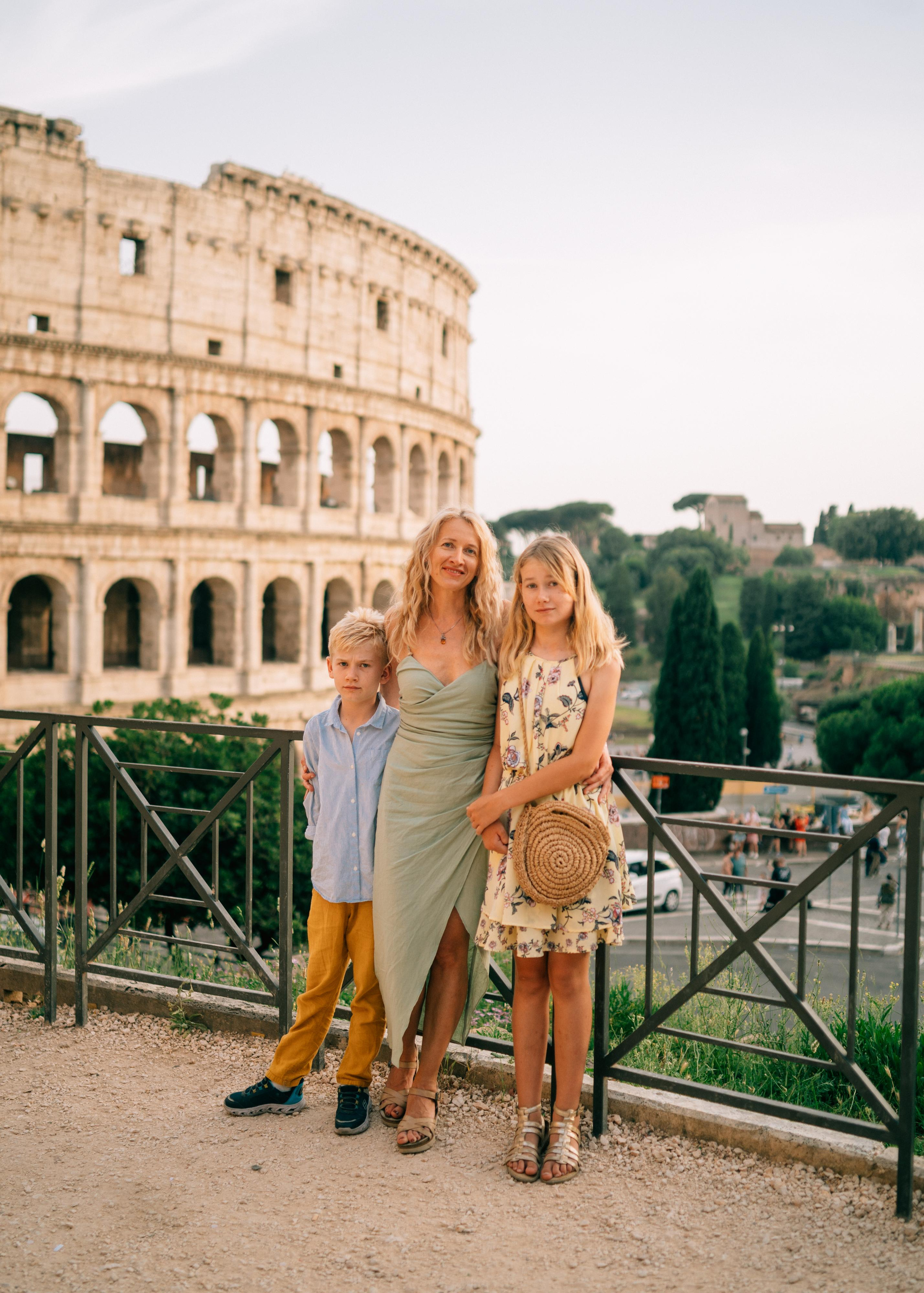 Family photoshoot. Photographer in Rome and Italy. Stas Varych