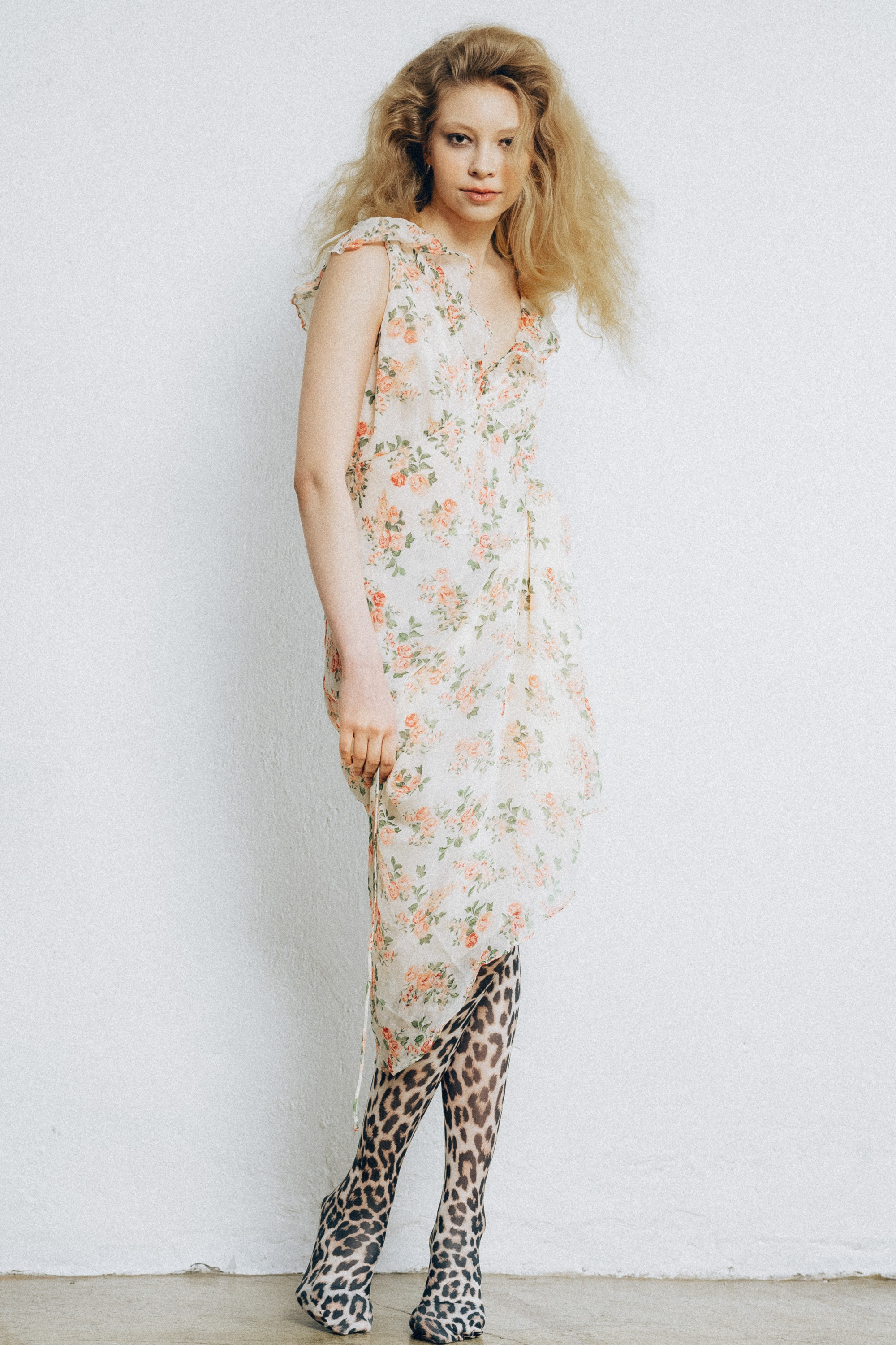 SPRING DROP I WOM. Valokuvaaja Lahti, Helsinki Elena Salonen