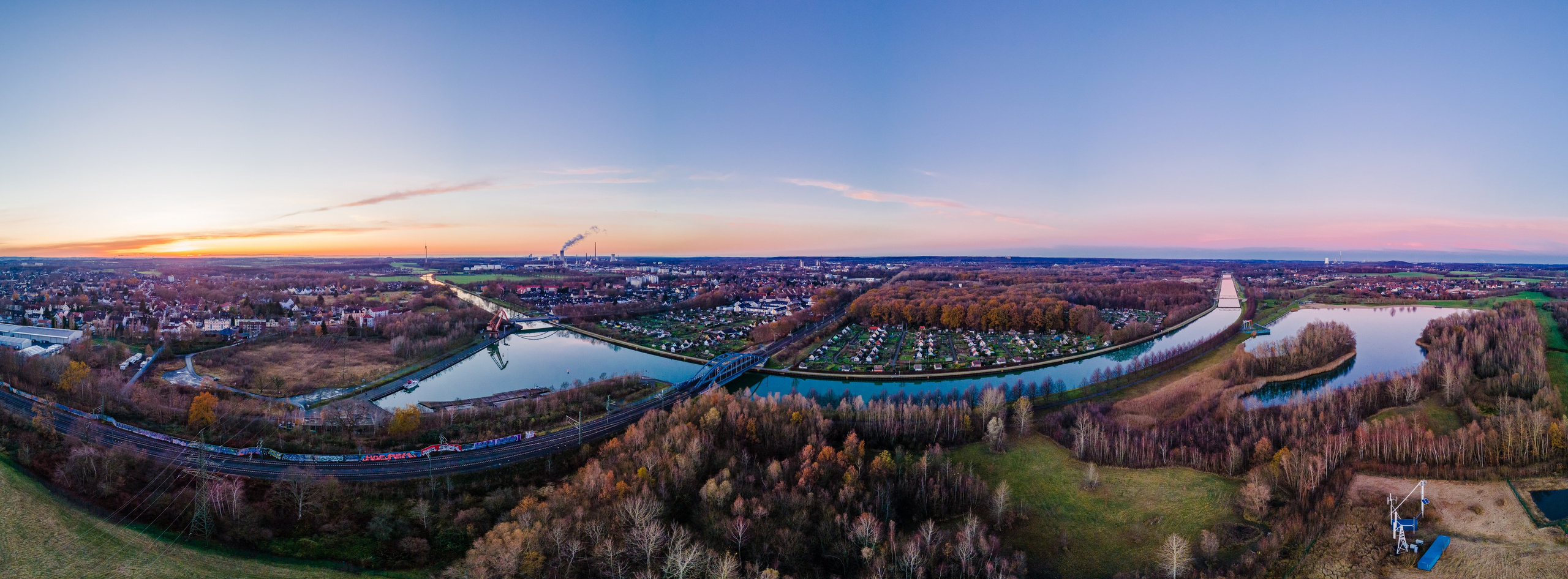 Panoramafotos. Fotograf Sergej Nevelskij in Dortmund — Emotionale Hochzeitsfilme, Immobilienaufnahmen & individuelle Fotobücher