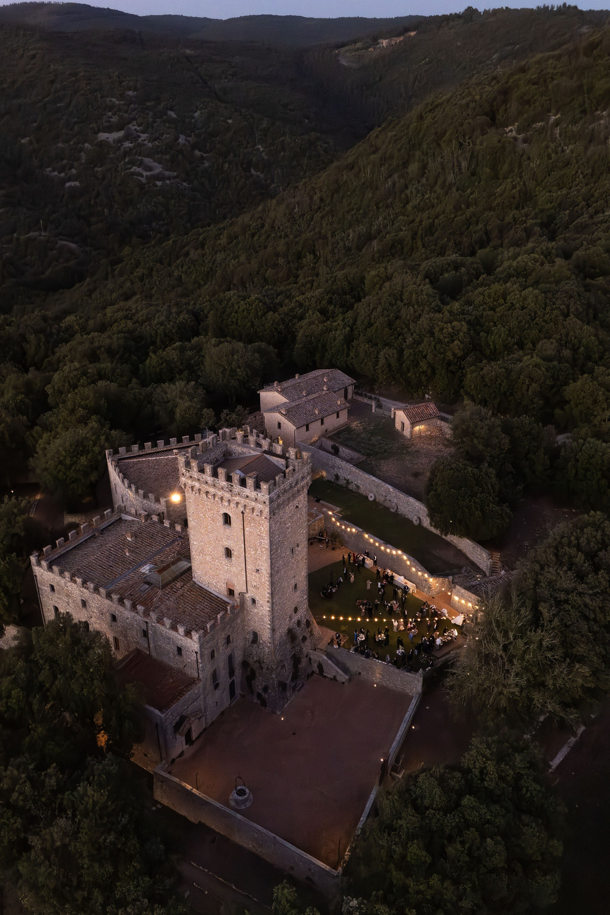 Ginevra and Avi — Abbazia di San Galgano, Tuscany. Destination Wedding Photographers and content creators based in Spain