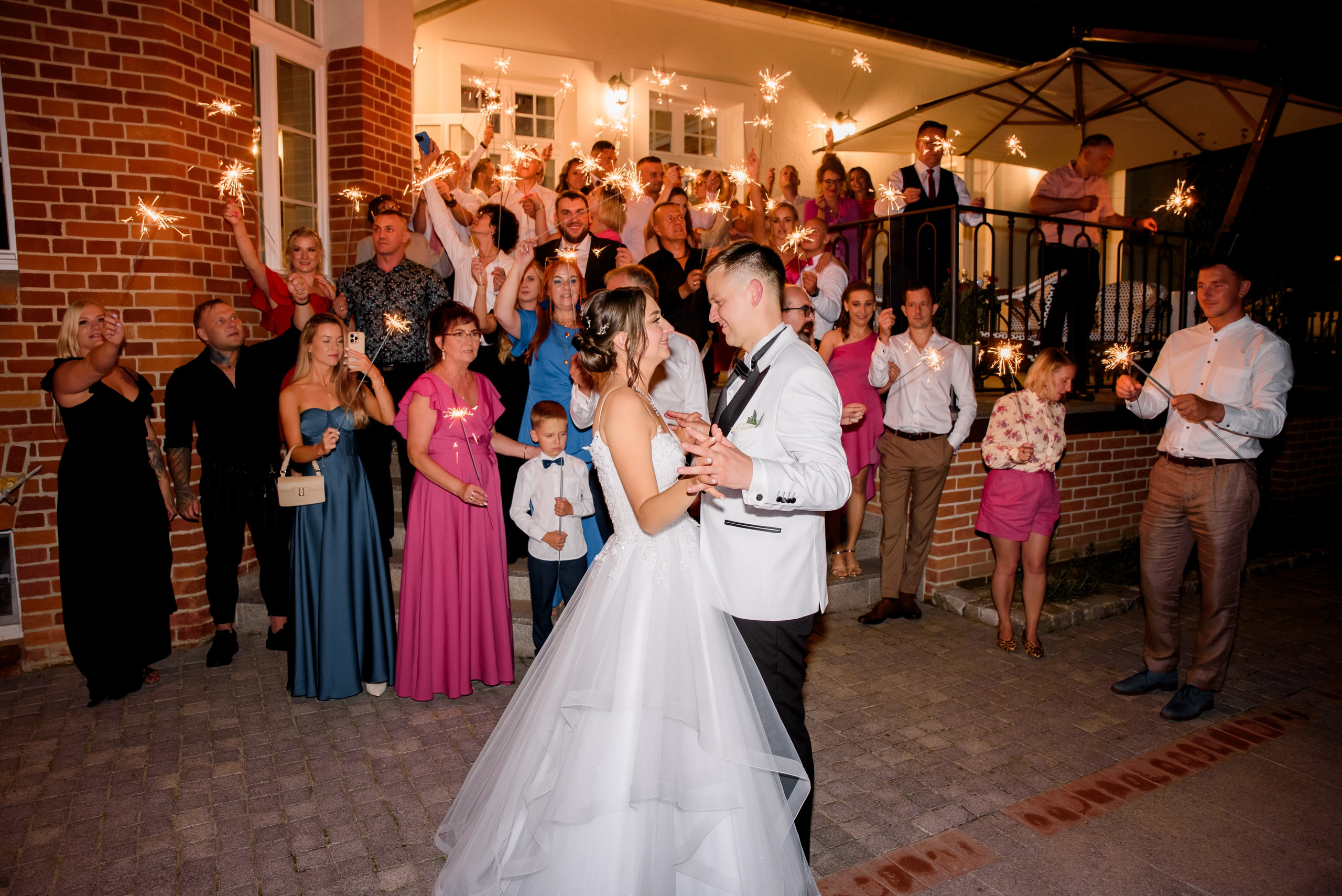 Aleksandra & Patryk. Eugene Save – Fotograf Ślubny i Rodzinny | Warszawa i Cała Polska