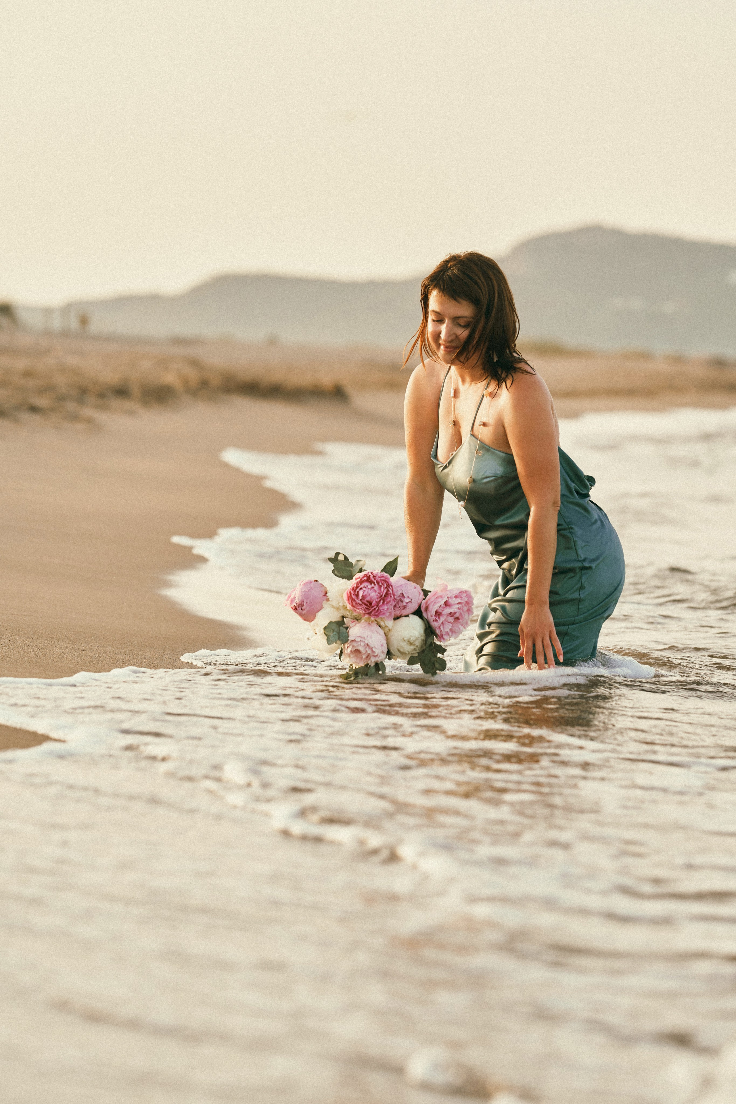Лариса. Пионы пострадали. Фотограф в Барселоне Жанна Захарченко
