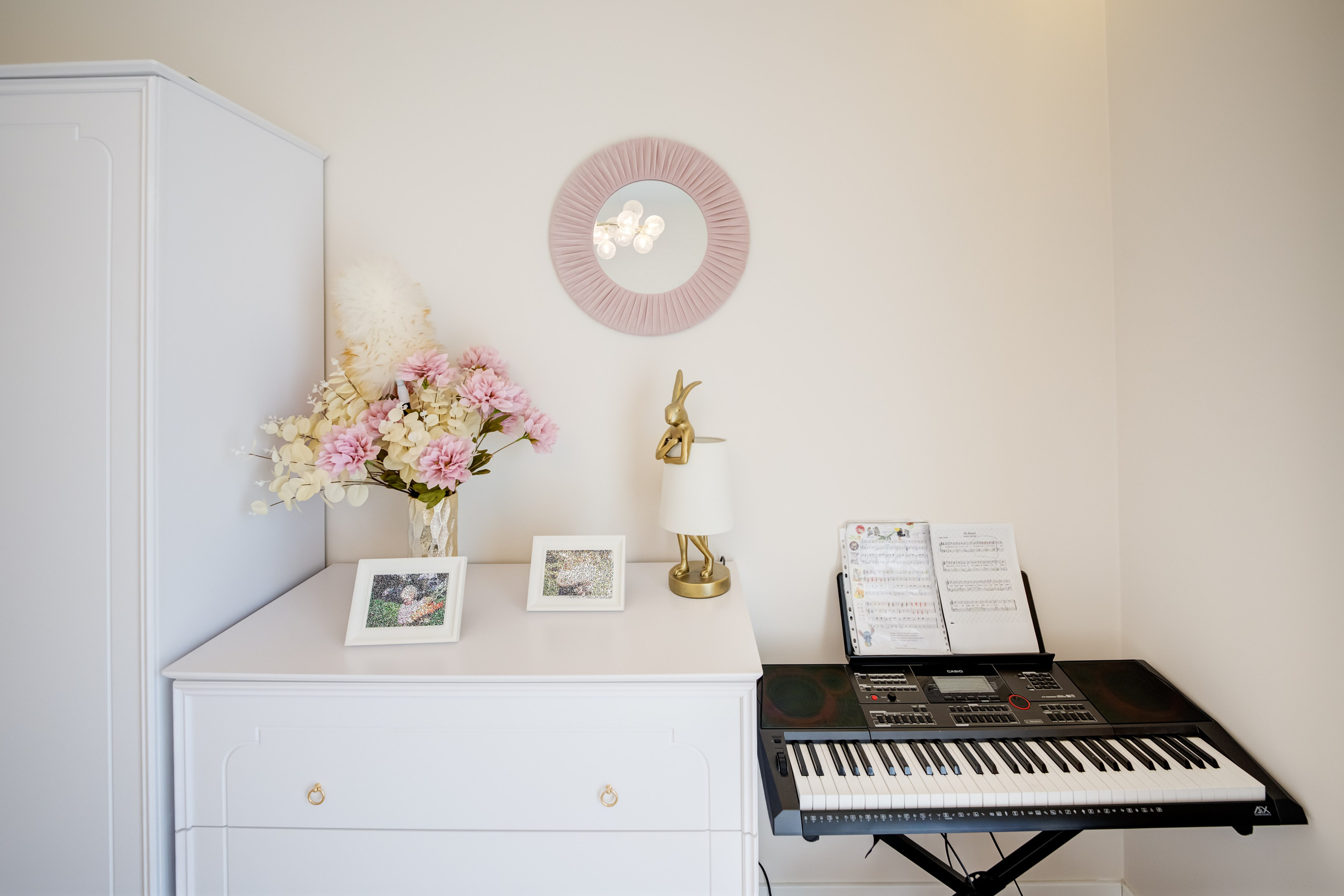 Lentvaris, gražus namas. Elina Sapiega fotografė Vilniuje