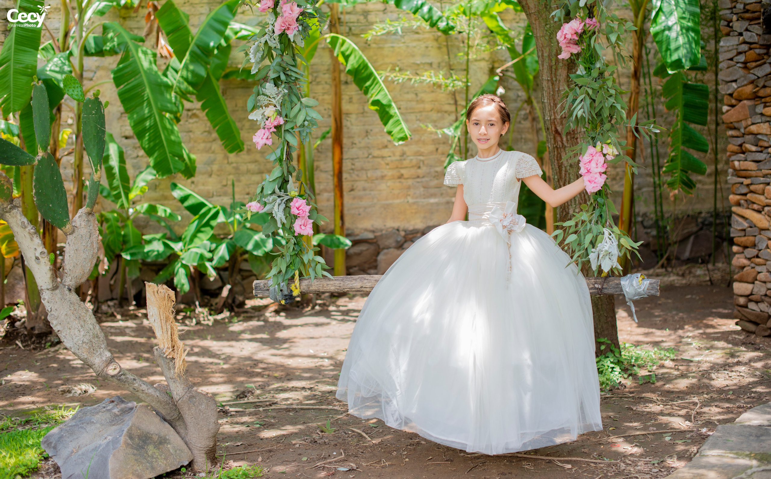 DAFNE Y SARA - PRIMERA COMUNIÓN