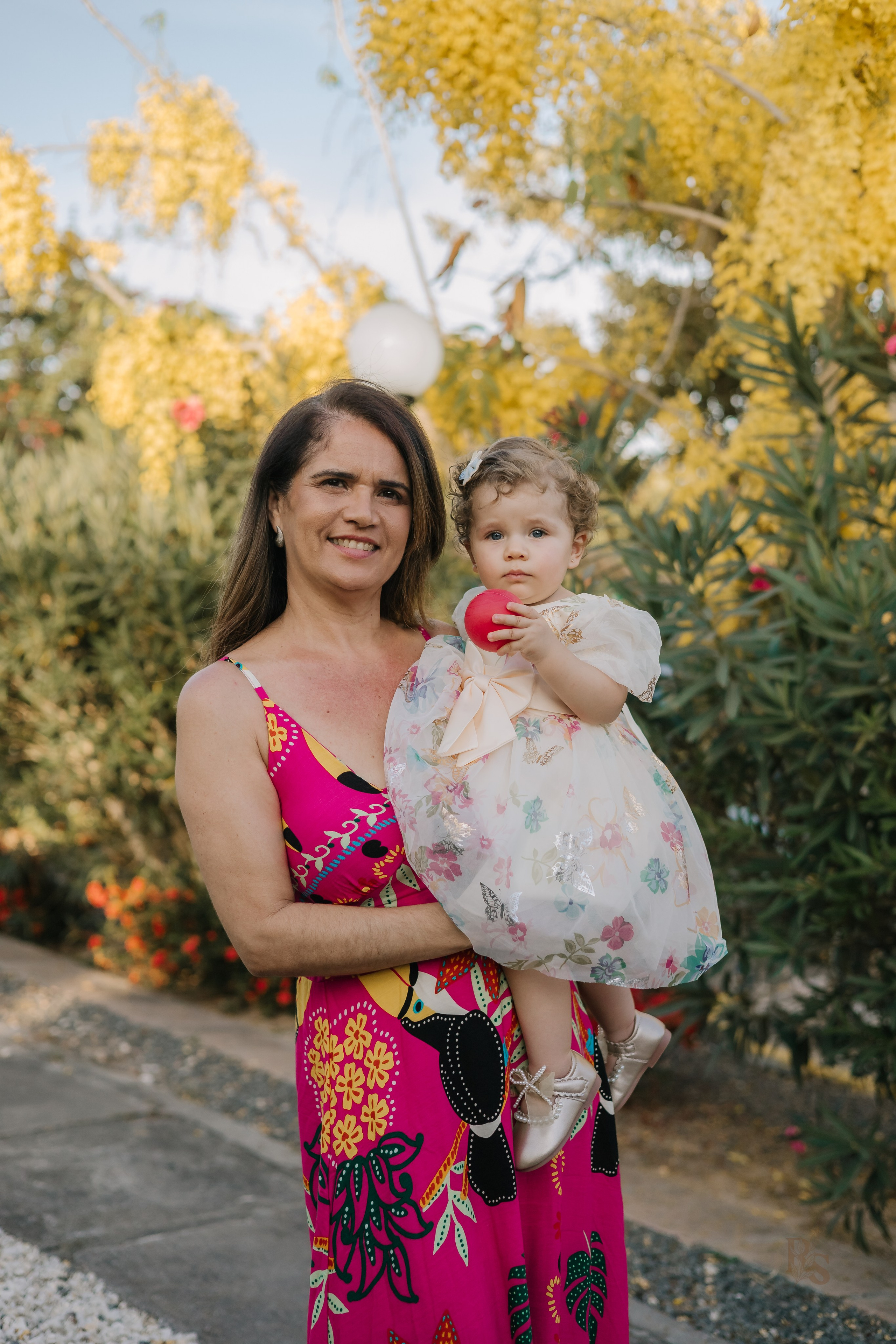 Aurora — 1 ano. Fotógrafo Richard Silvestre — Casamentos na Bahia