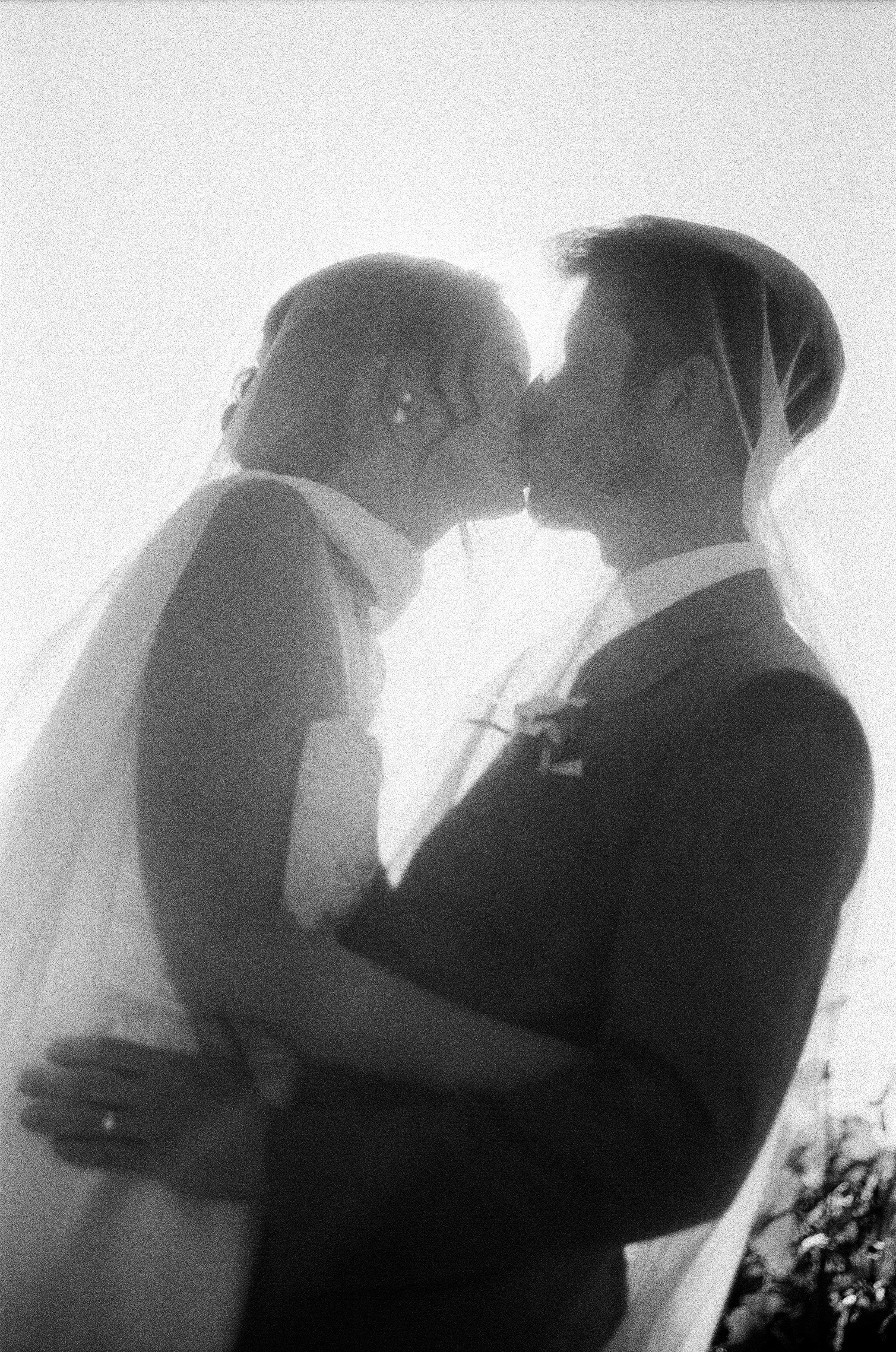 Stephanie & Christian film photos. Весільний фотограф Вікторія Саврук