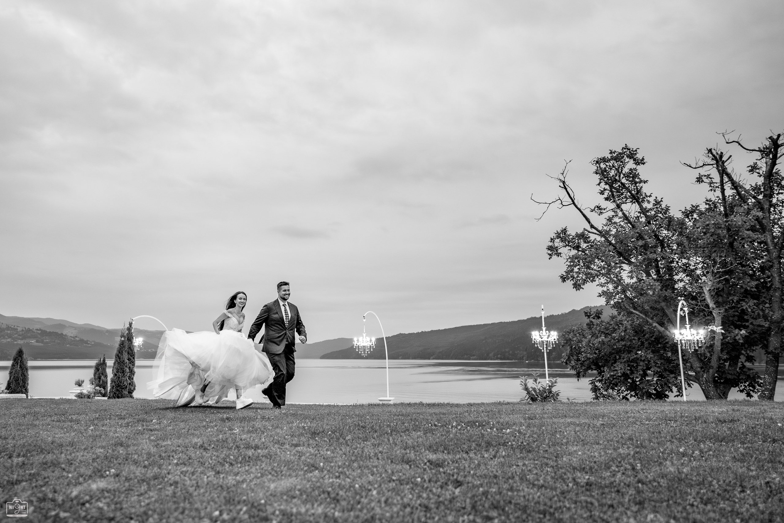 Iulian Arsinte | Fotograf Nunta | R+G. Iulian Arsinte - Fotograf de Nunta - Neamt, Bacau, Suceava, Iasi