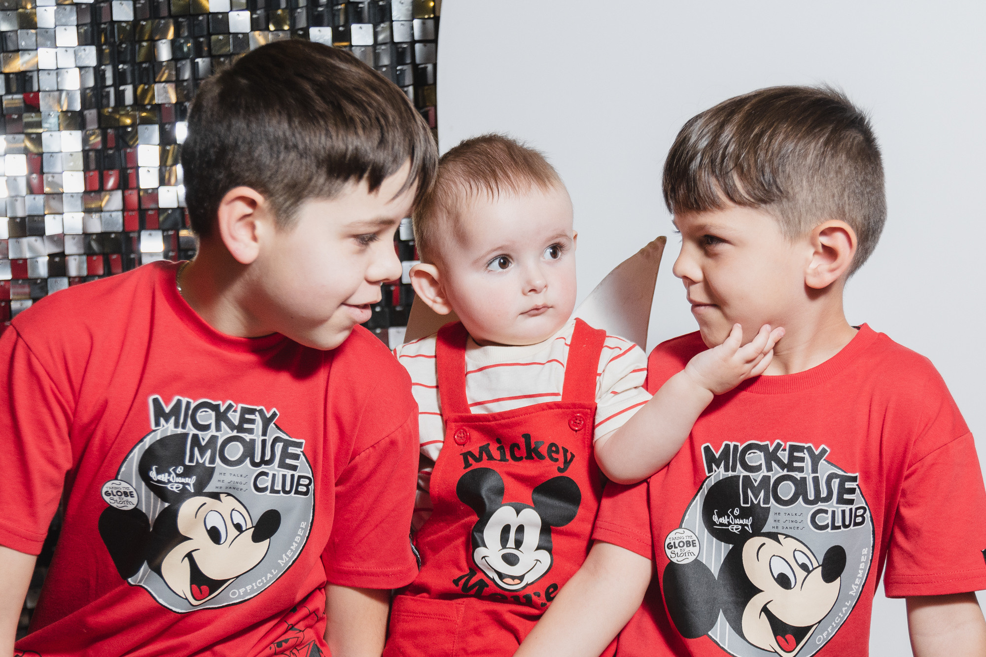 Праздники / семейные фото / свадьбы / свадебные фотосеты / репортажная съёмка