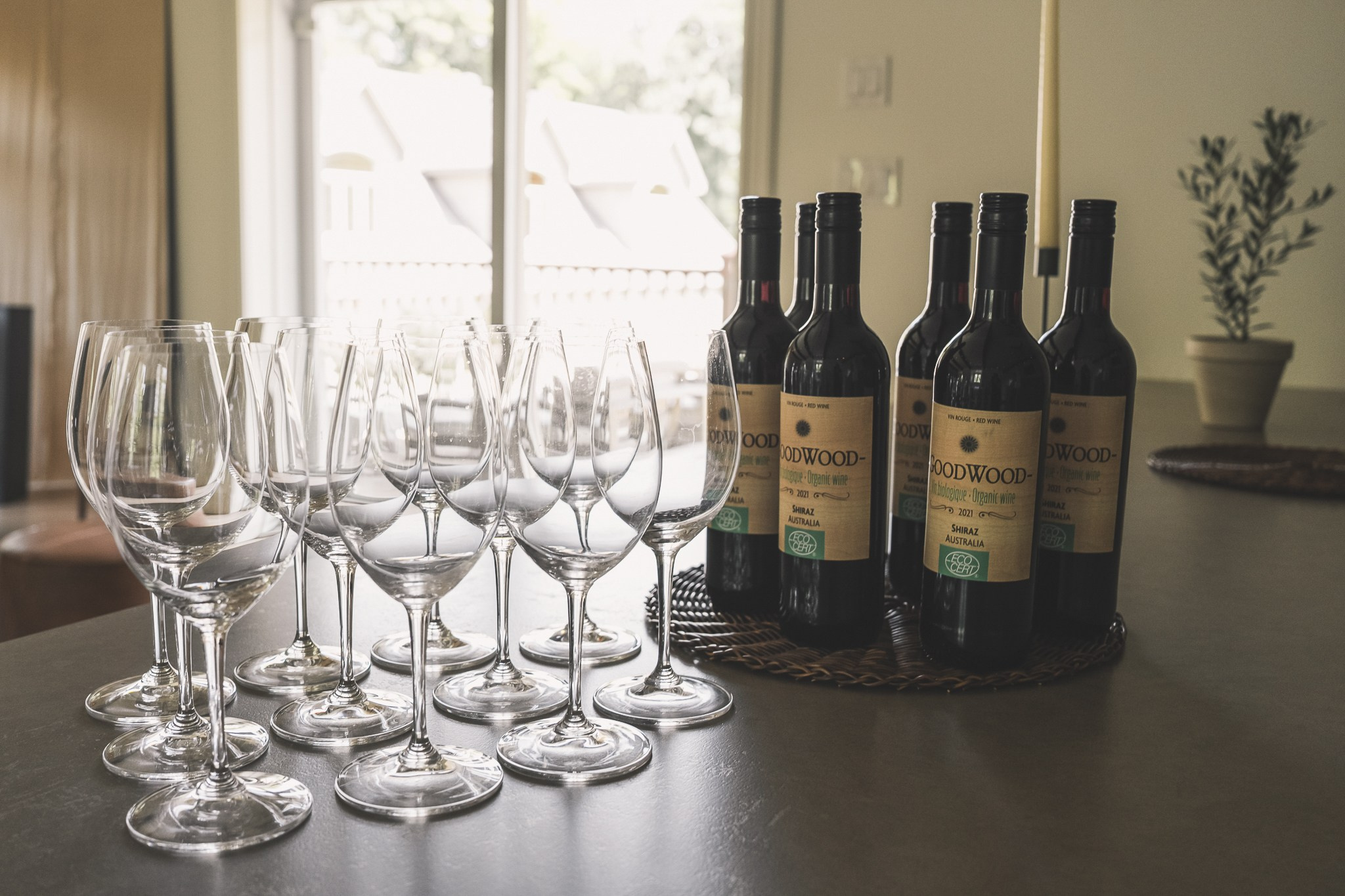 Elegant & Emotional Wedding Photography in Toronto | Madhurina Photography. Madhurina photography