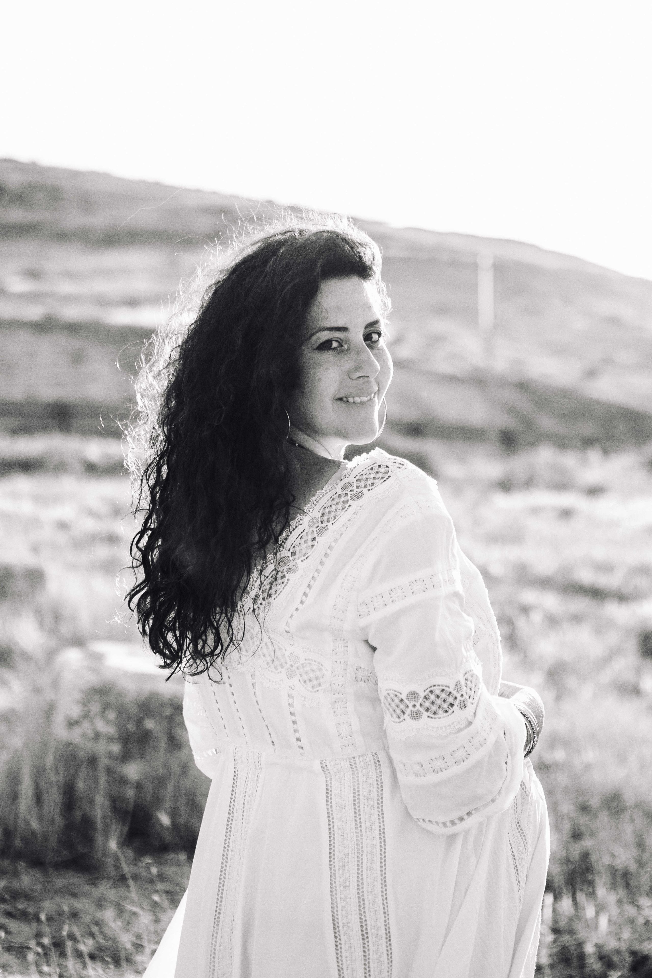 PREGNANT PHOTOSESSION IN THE DESERT. PHOTOGRAPHER IN ISRAEL