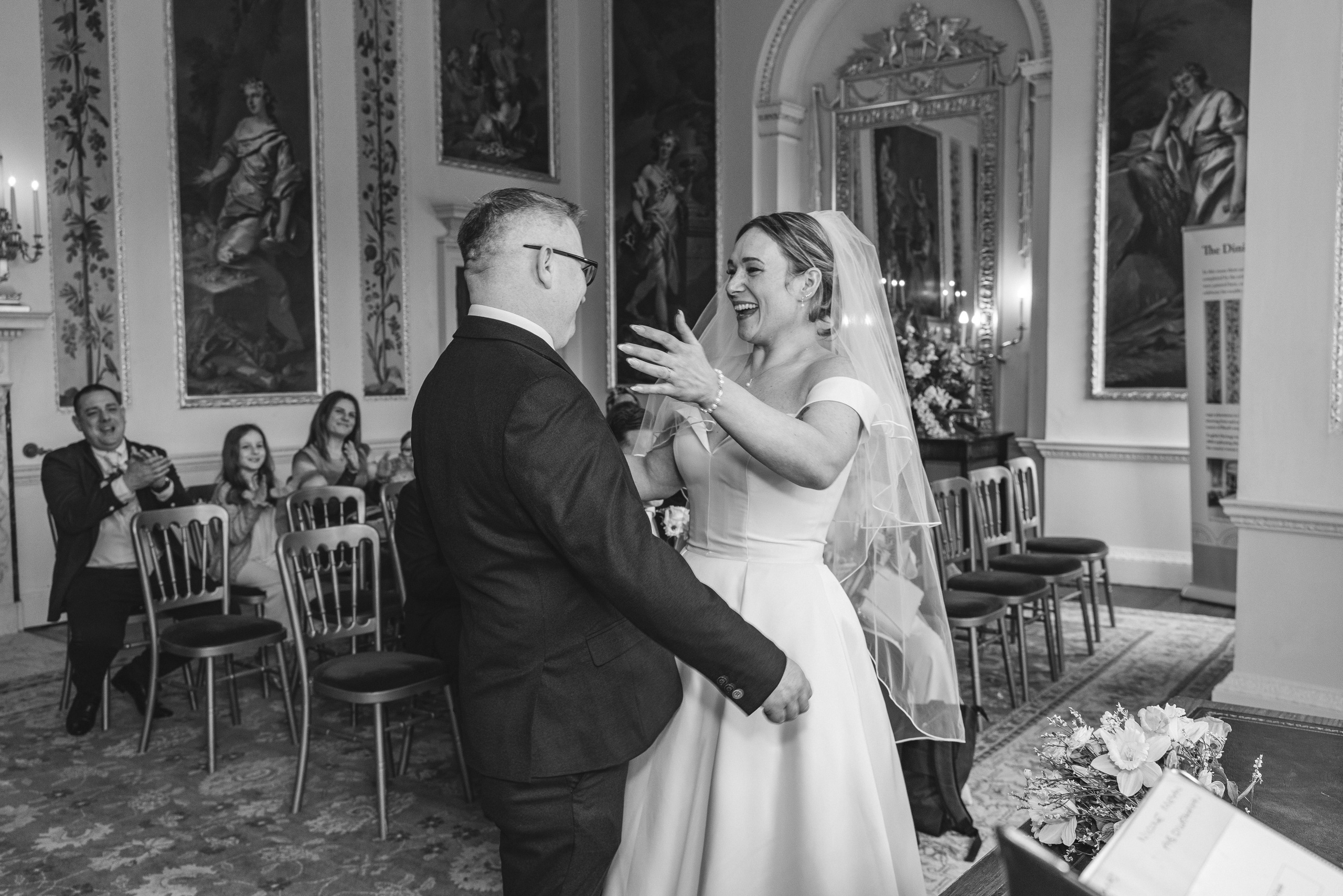 Luke and Nicola’s wedding at Danson House. Photographer in England Ekaterina Romanova