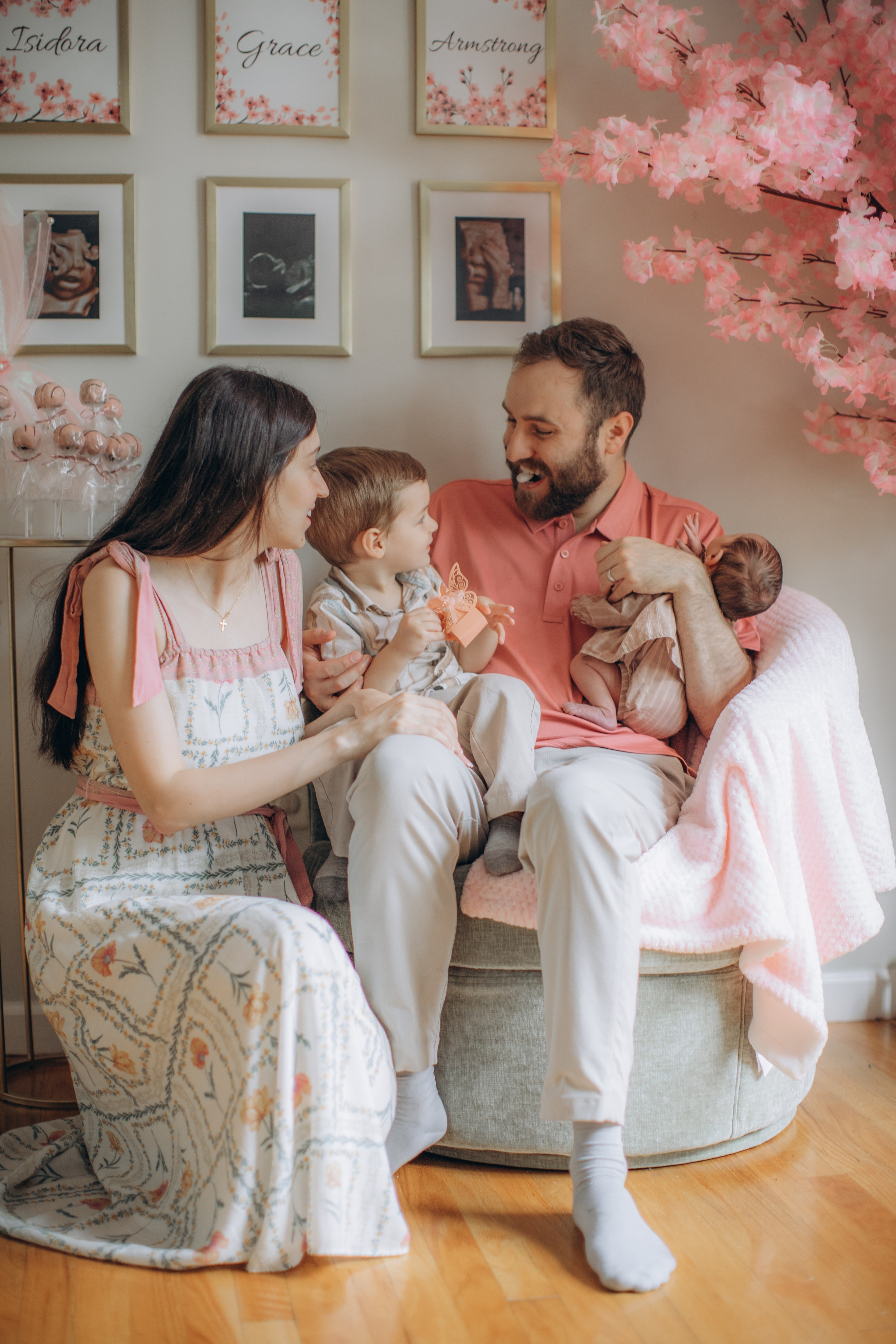 Isidora Grace Armstrong. Love Through Photo