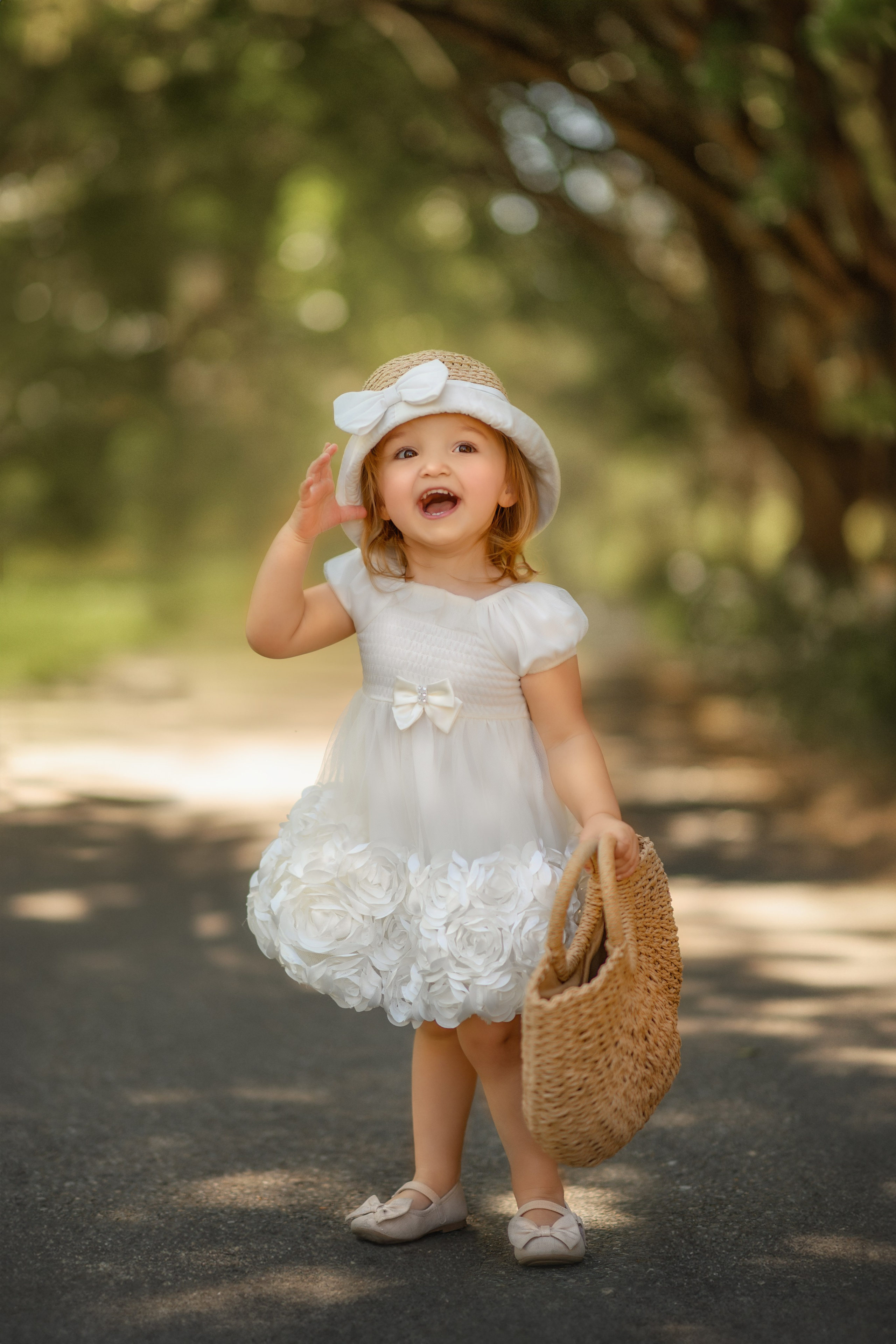Vika and her family. Wedding & family photography in Seattle area. Helen Michelle photographer