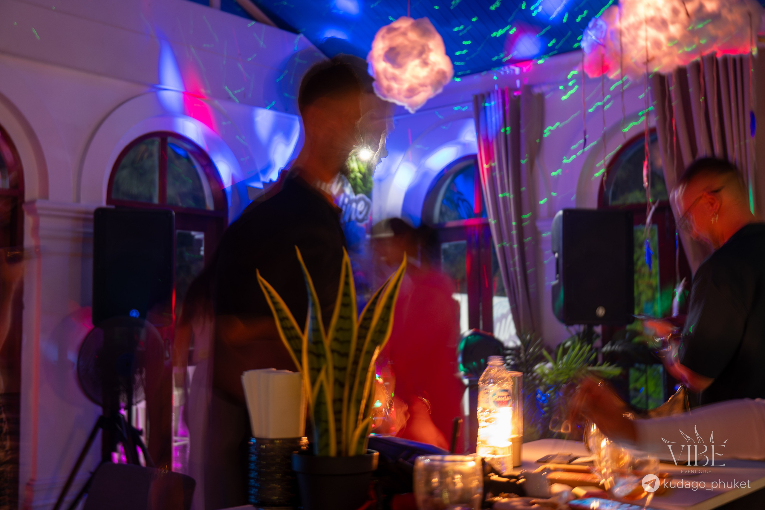 Вечеринка Tribal Vibe | Фоторепортаж | Афиша | DAVAYSXODIM.com PHUKET. АФИША|ФОТОРЕПОРТАЖИ|ИВЕНТЫ|ПХУКЕТ