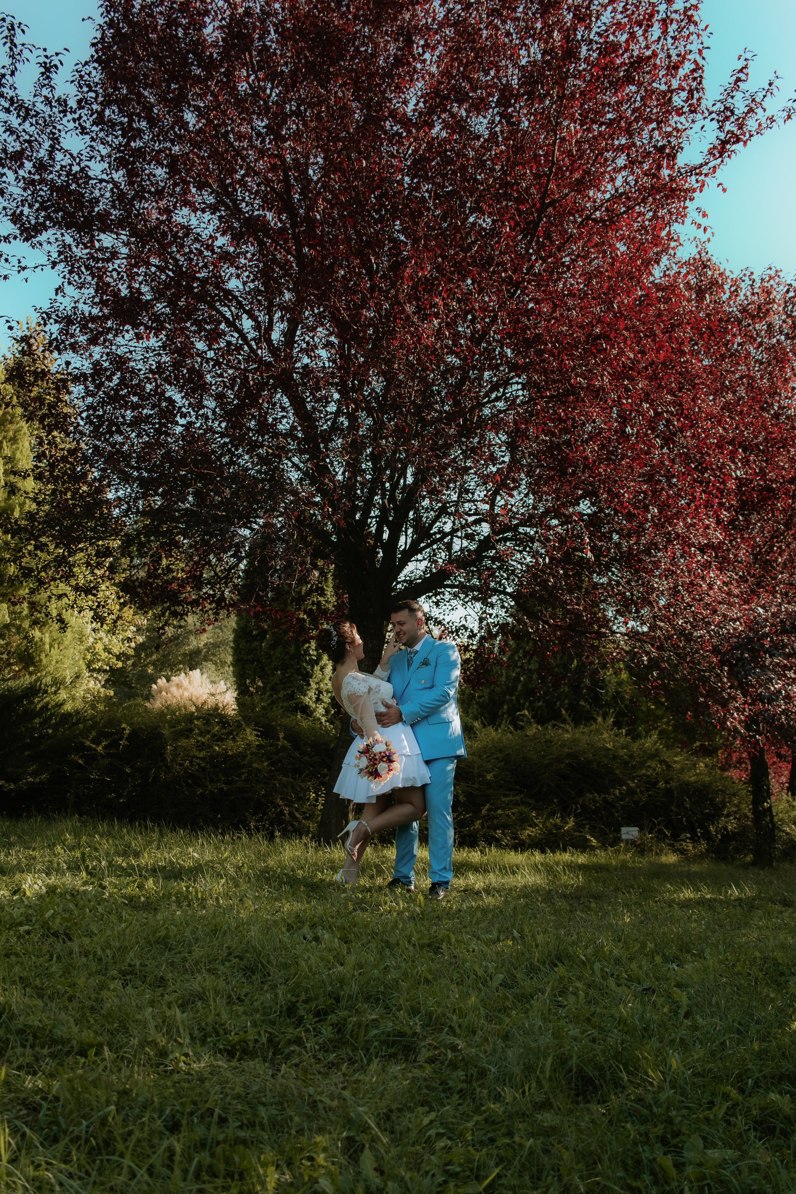 Ramona & Sebi. Fotograf si videograf — evenimente si studio