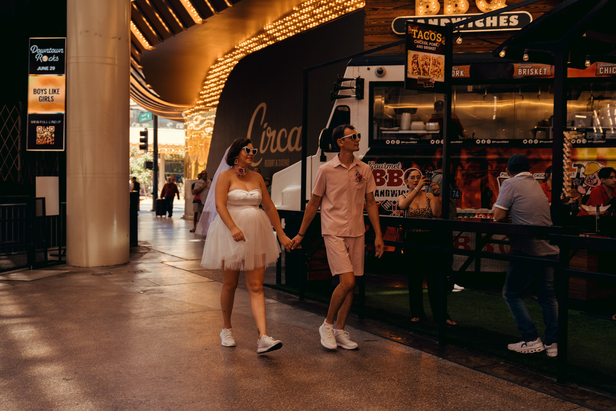 Viktoria&Oleh. Wedding & elopement photographer Viktoriya Kravtsov. Las Vegas