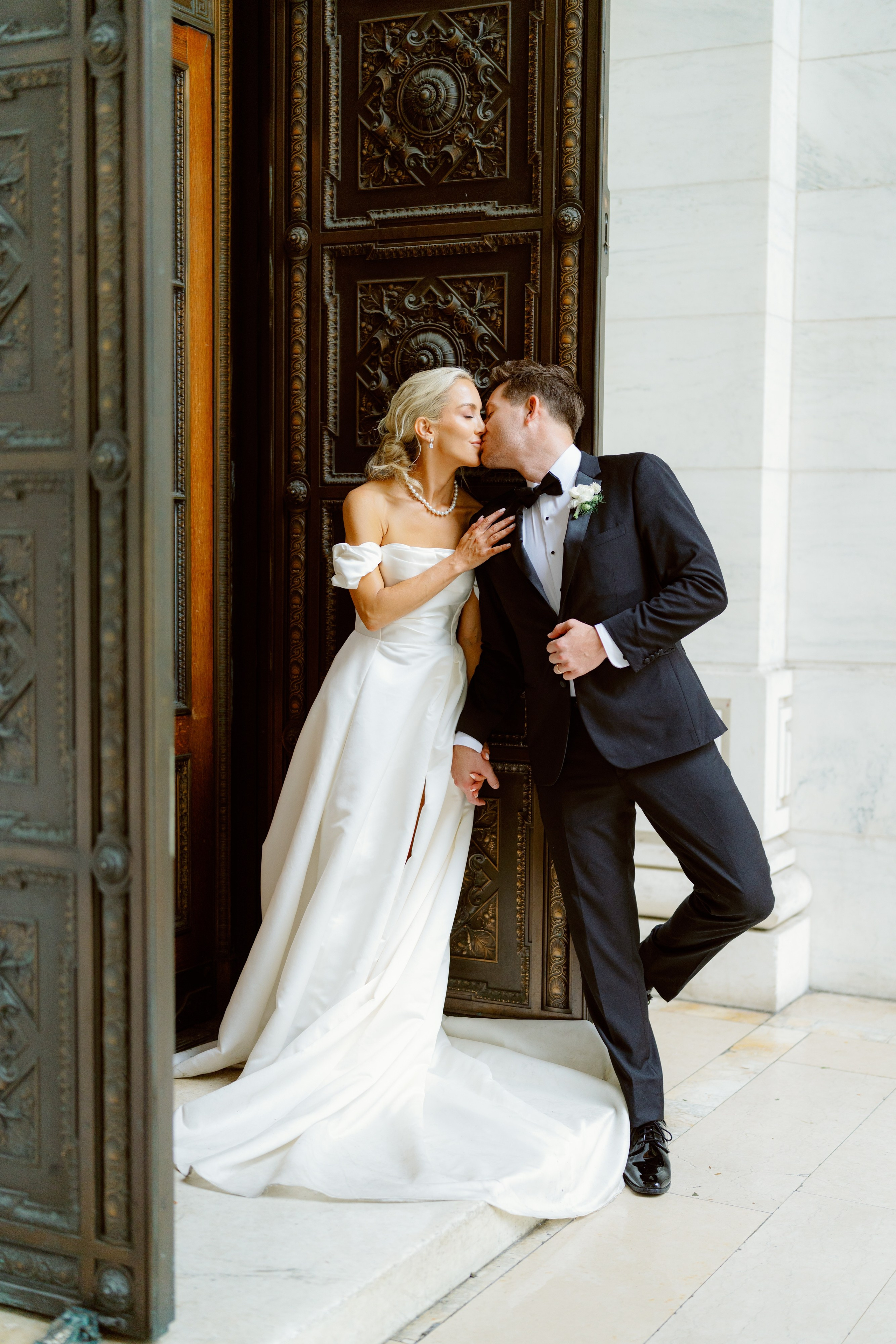 Brianna and Josh’s Manhattan Loft 620 Wedding. Wedding photographer and videographer New York | New Jersey