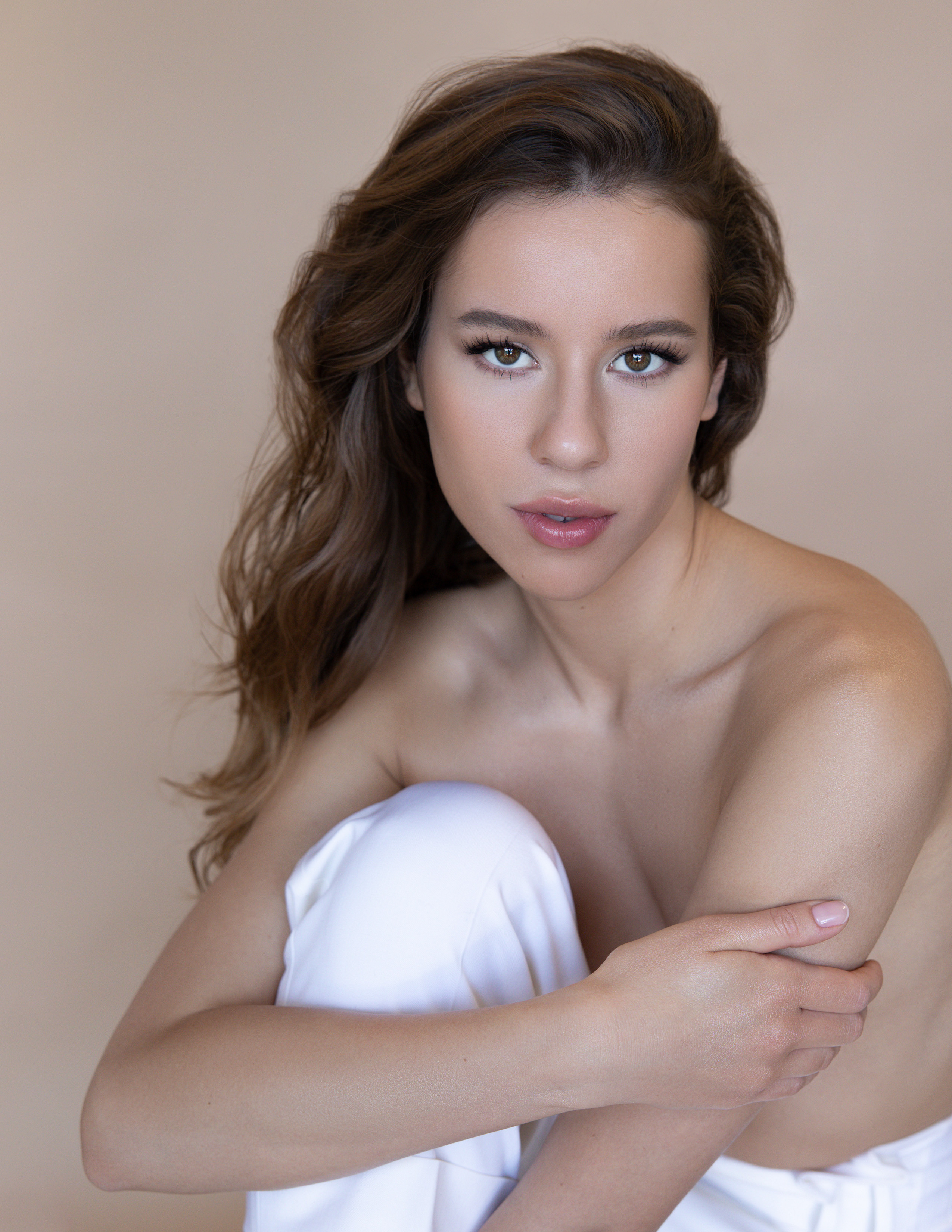 Portraits. Los Angeles maternity, boudoir and family photographer