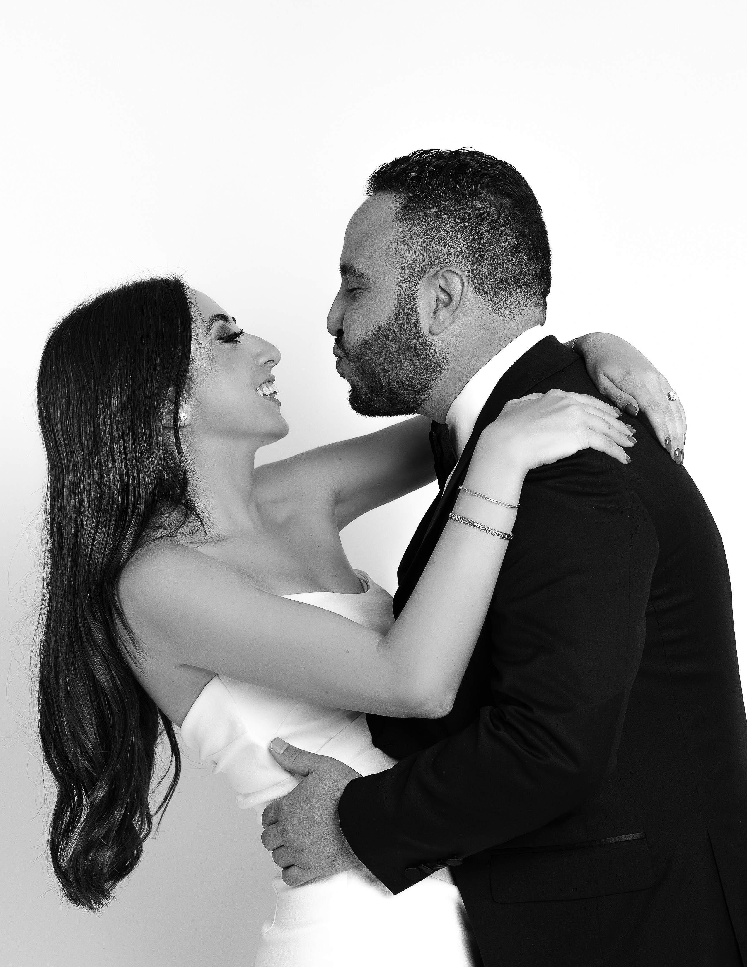 Portraits. Los Angeles maternity, boudoir and family photographer