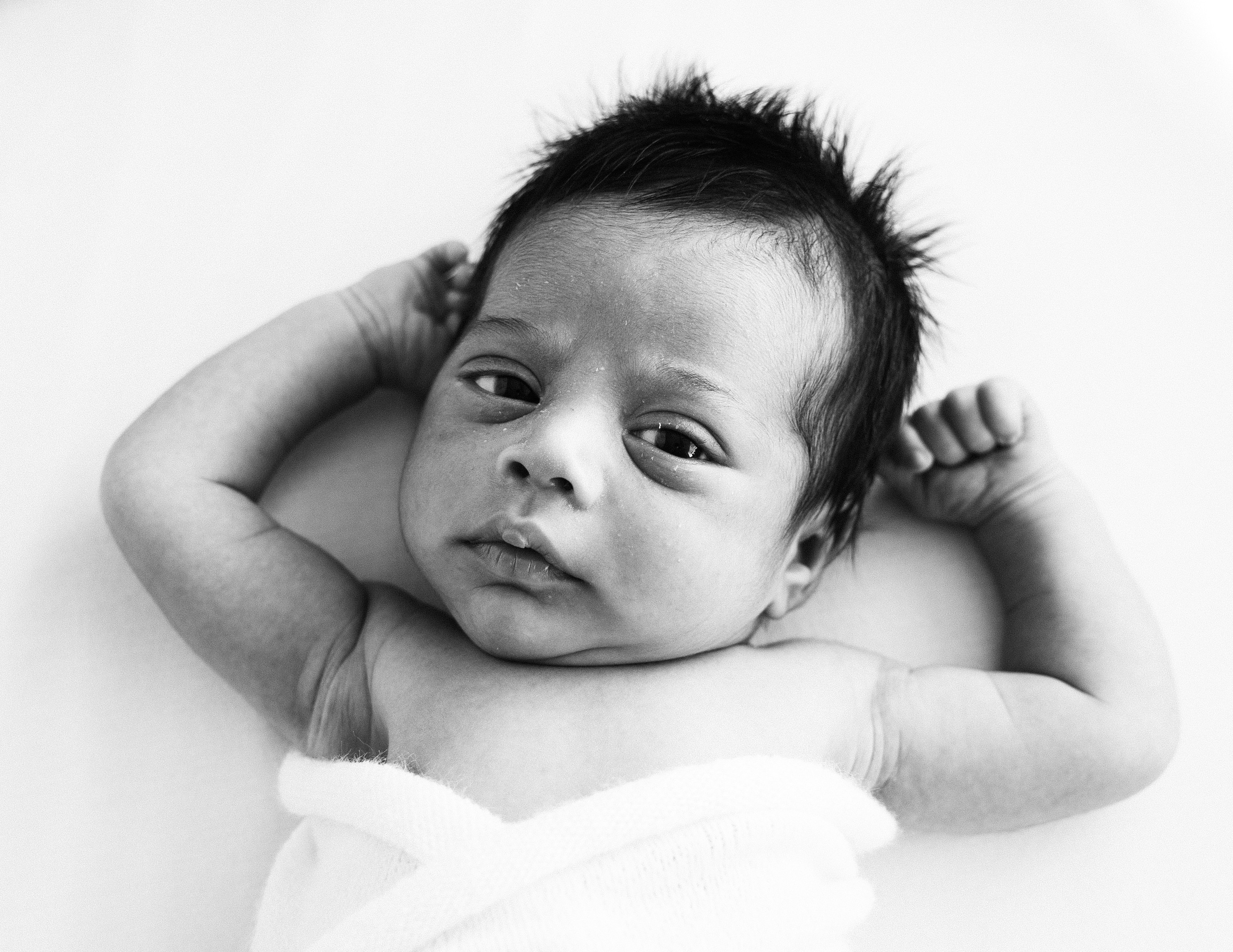 Lifestyle newborn. Los Angeles maternity, boudoir and family photographer